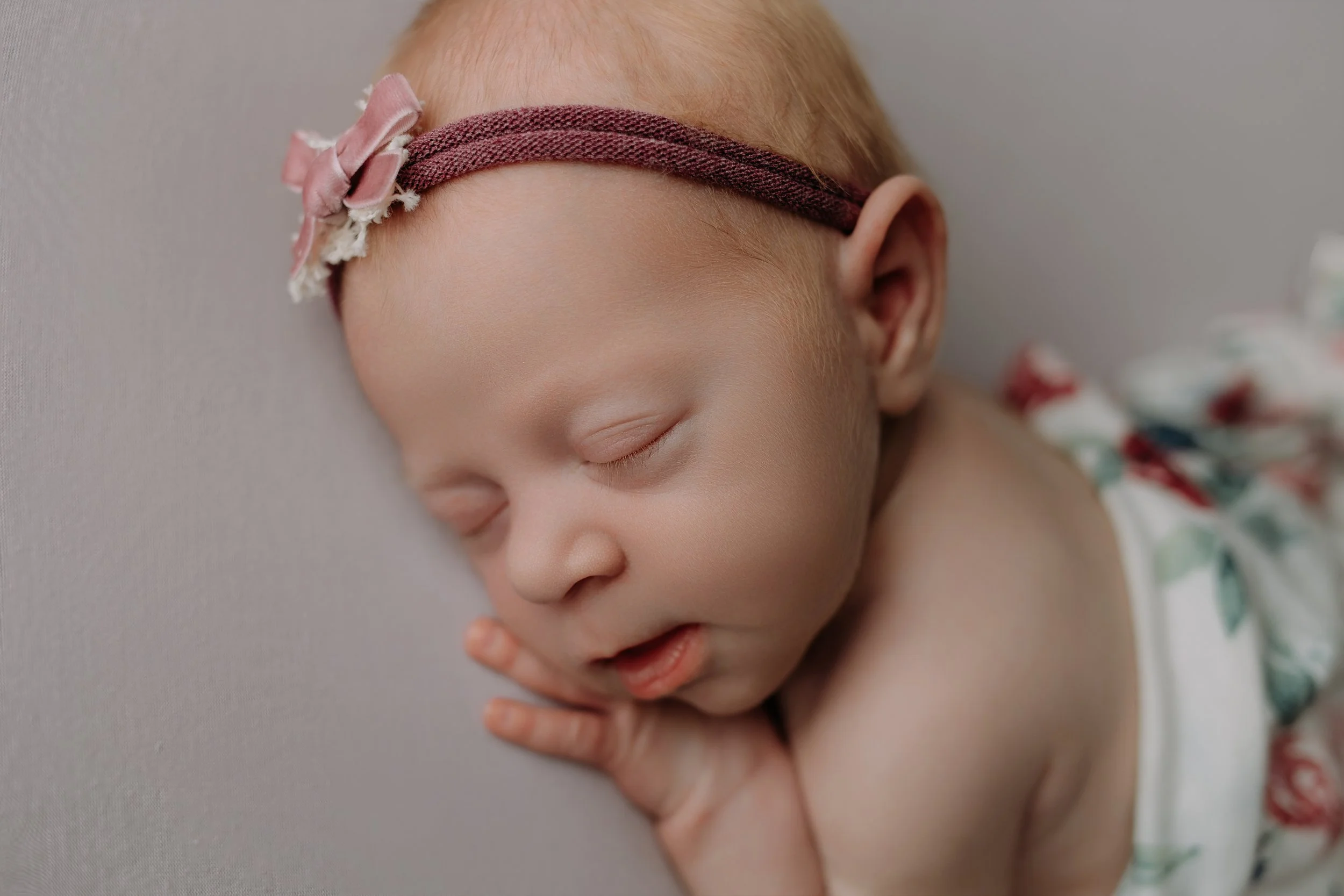 viola-newborn-baby-girl-photo-shoot.jpg