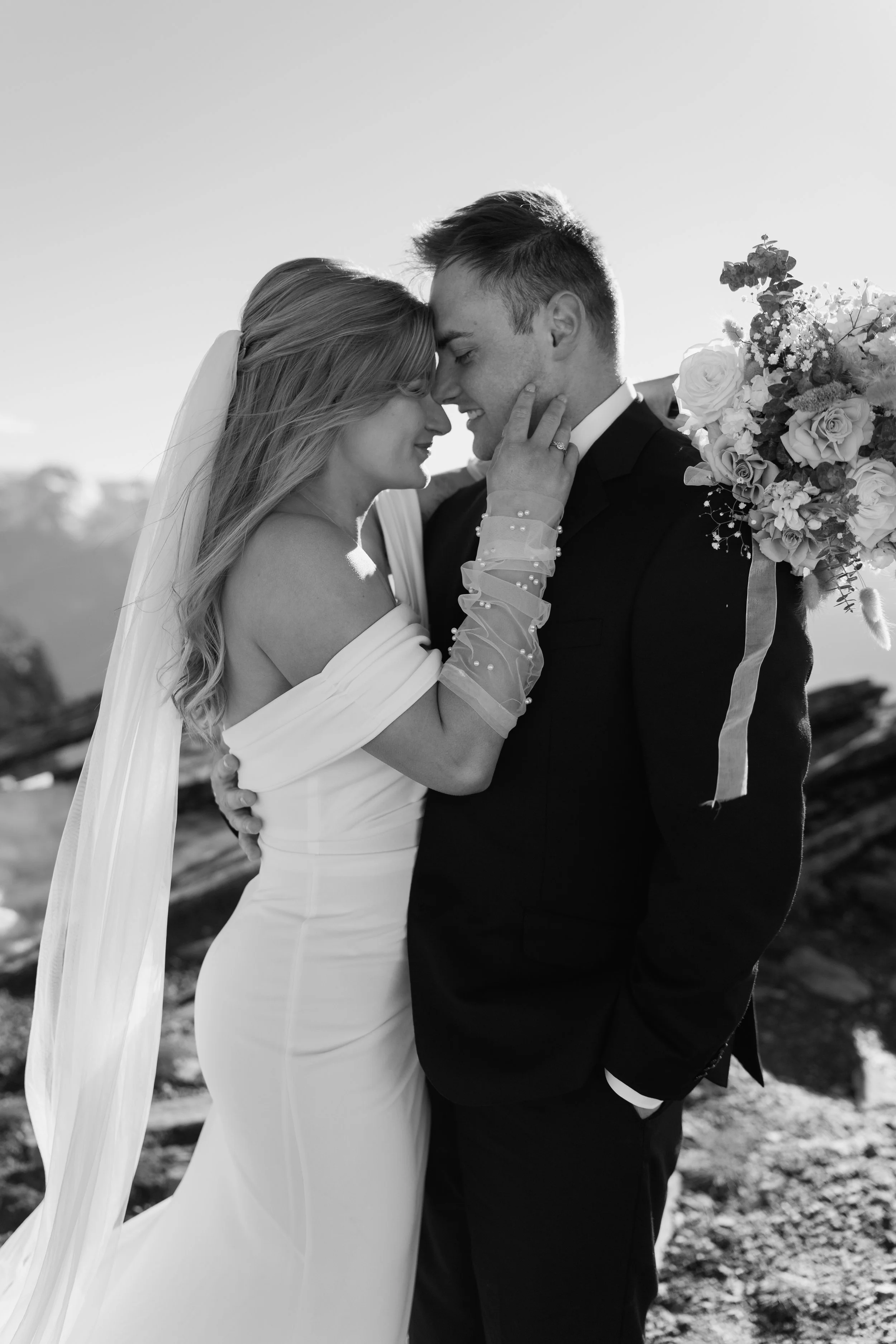 The-Remarkables-Helicopter-Elopement-Queenstown-Taylor+Zack151.jpg