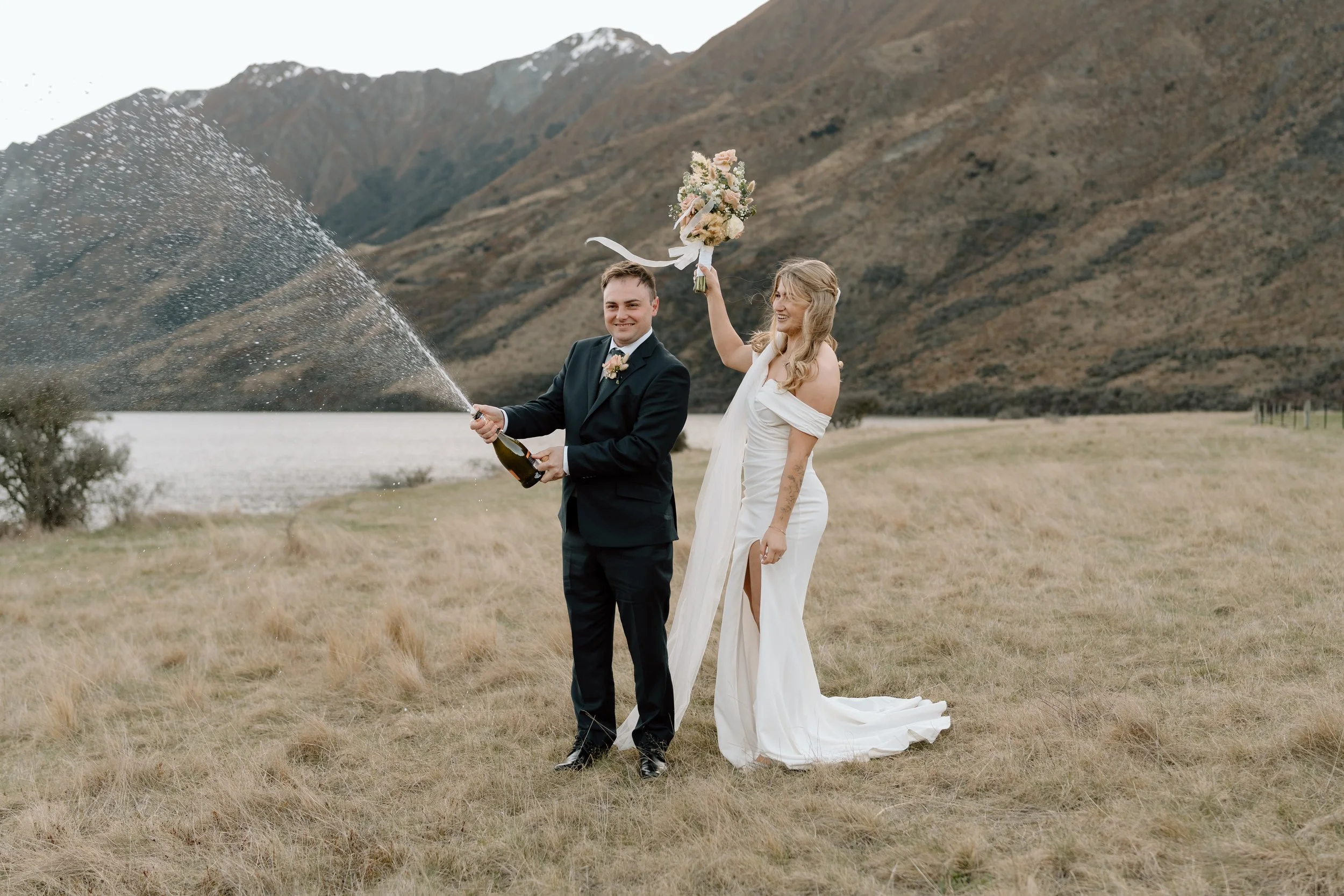 The-Remarkables-Helicopter-Elopement-Queenstown-Taylor+Zack240.jpg