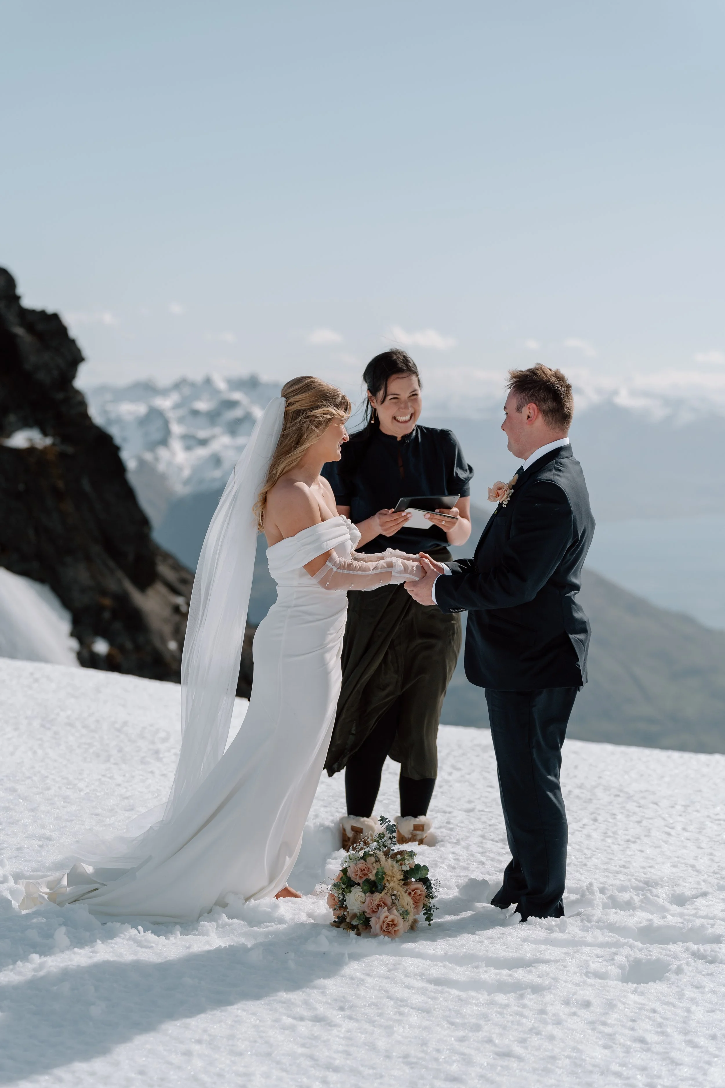 The-Remarkables-Helicopter-Elopement-Queenstown-Taylor+Zack13.jpg