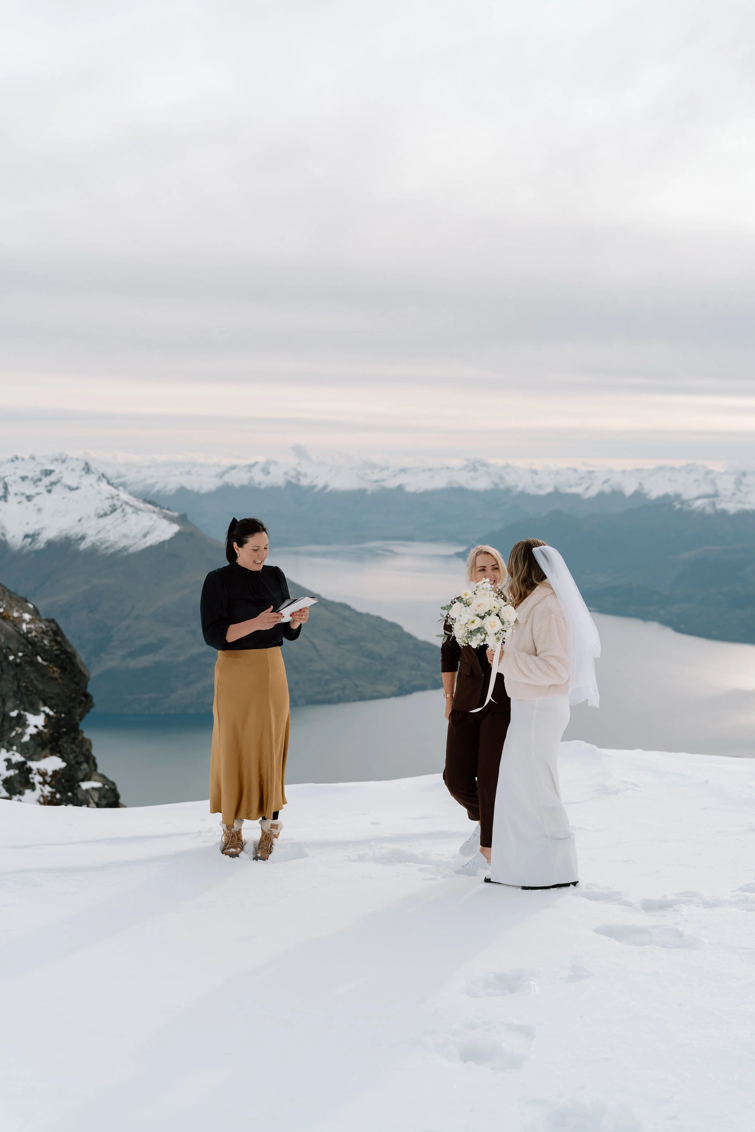 The-Remarkables-Helicopter-Elopement-Queenstown-Olivia+Christy19.jpg