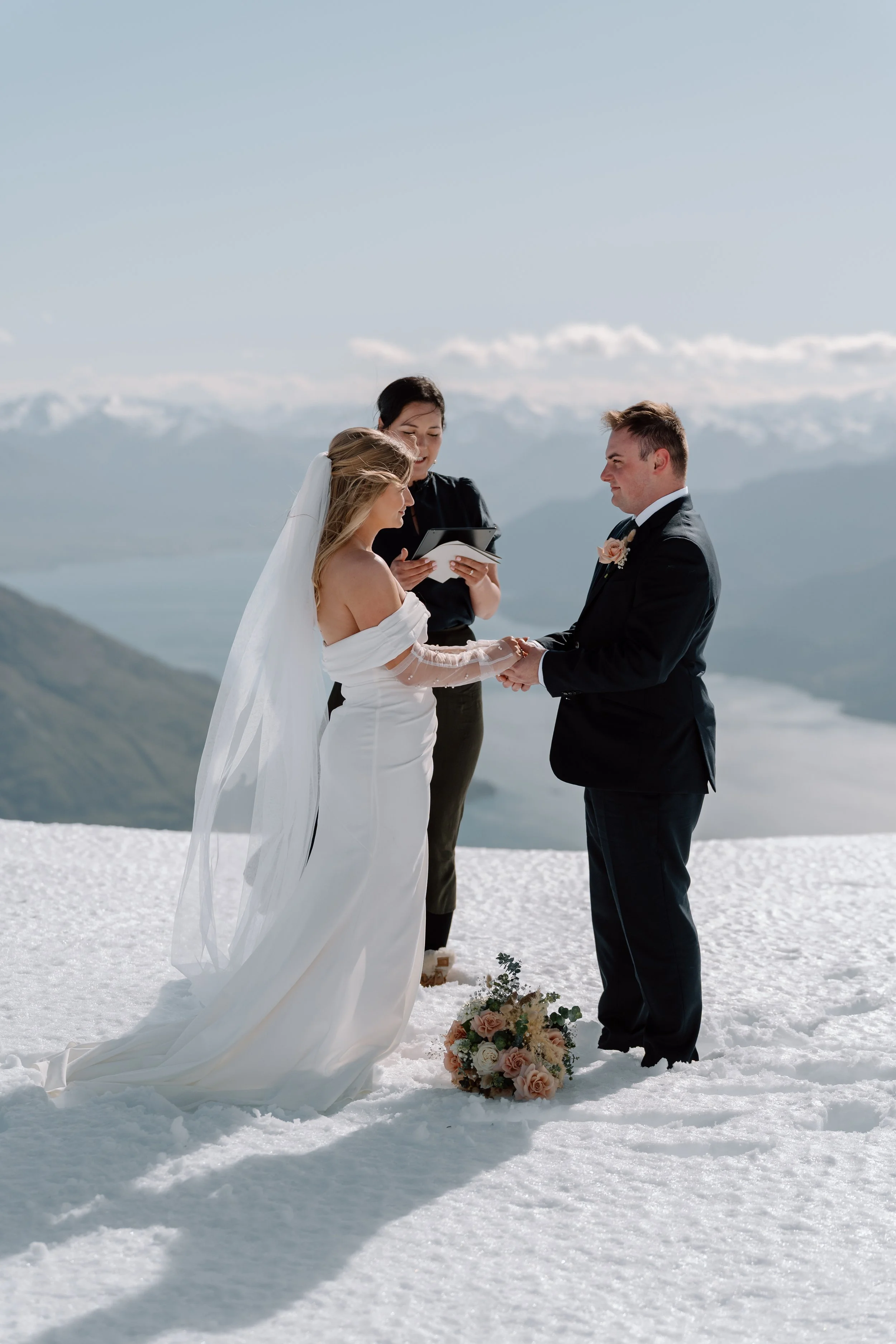 The-Remarkables-Helicopter-Elopement-Queenstown-Taylor+Zack25.jpg
