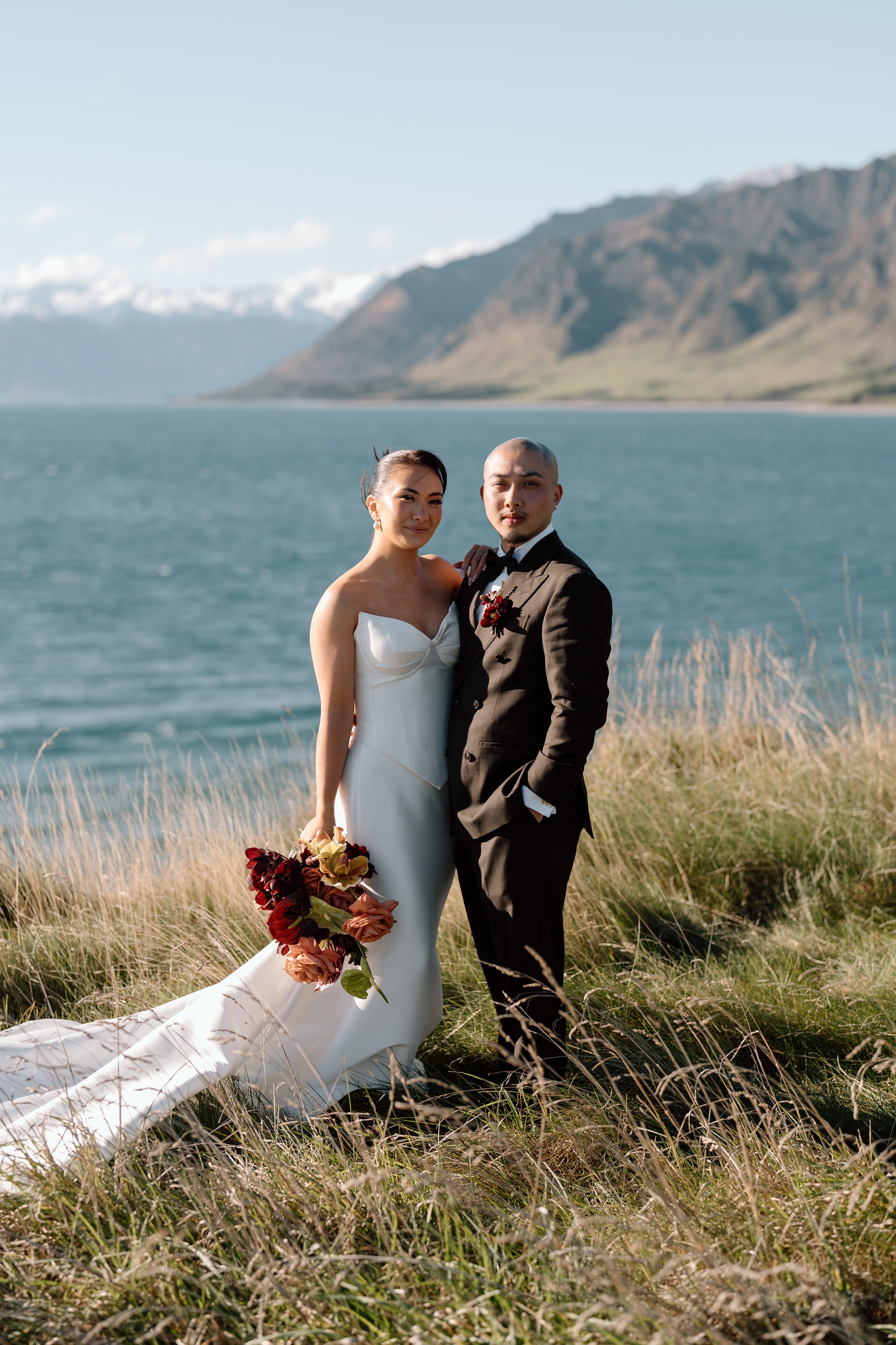 LAKE-HAWEA-VIEW-WEDDING-WANAKA-PHOTOGRAPHER-LEO-ASIA168.jpg