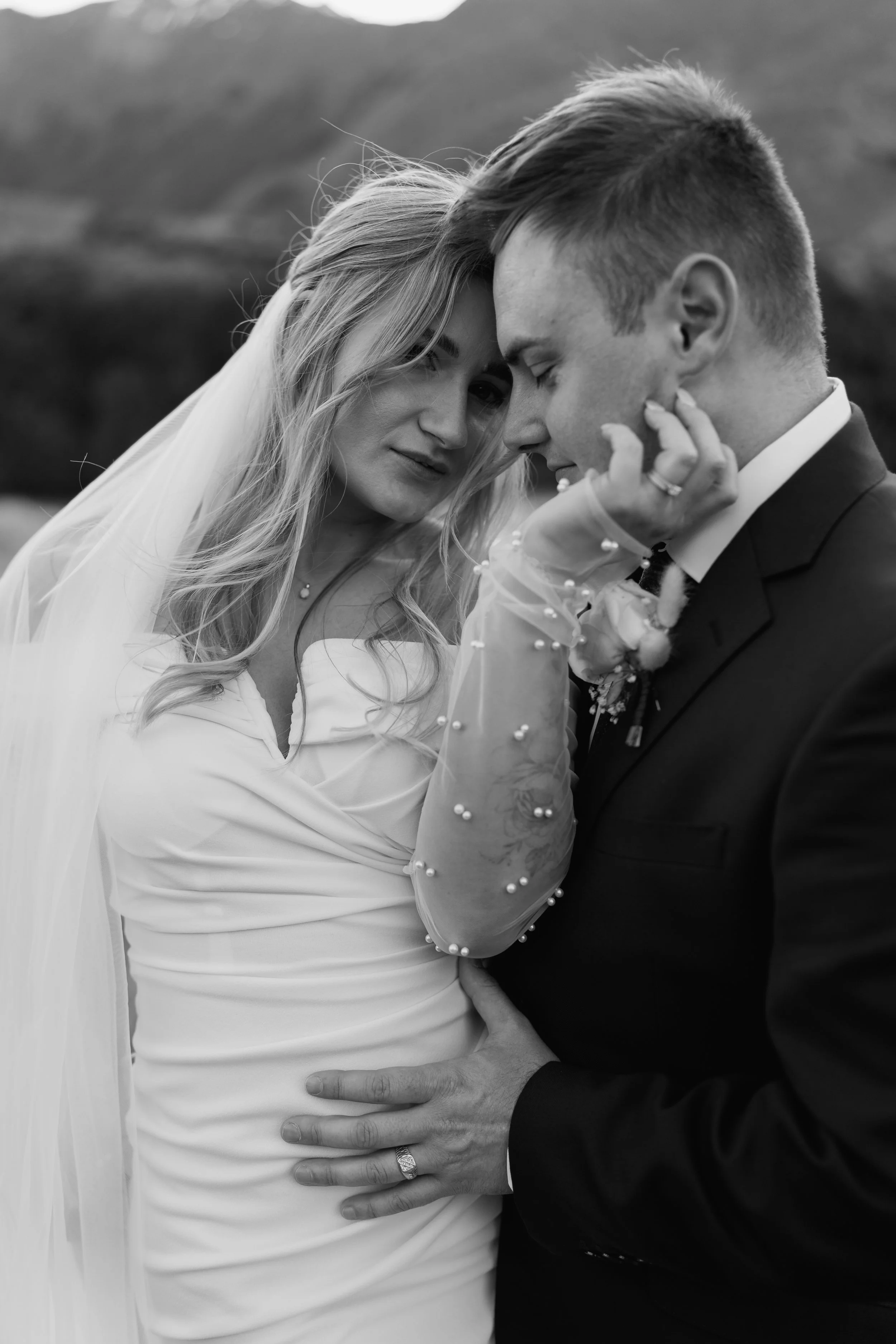 The-Remarkables-Helicopter-Elopement-Queenstown-Taylor+Zack201.jpg