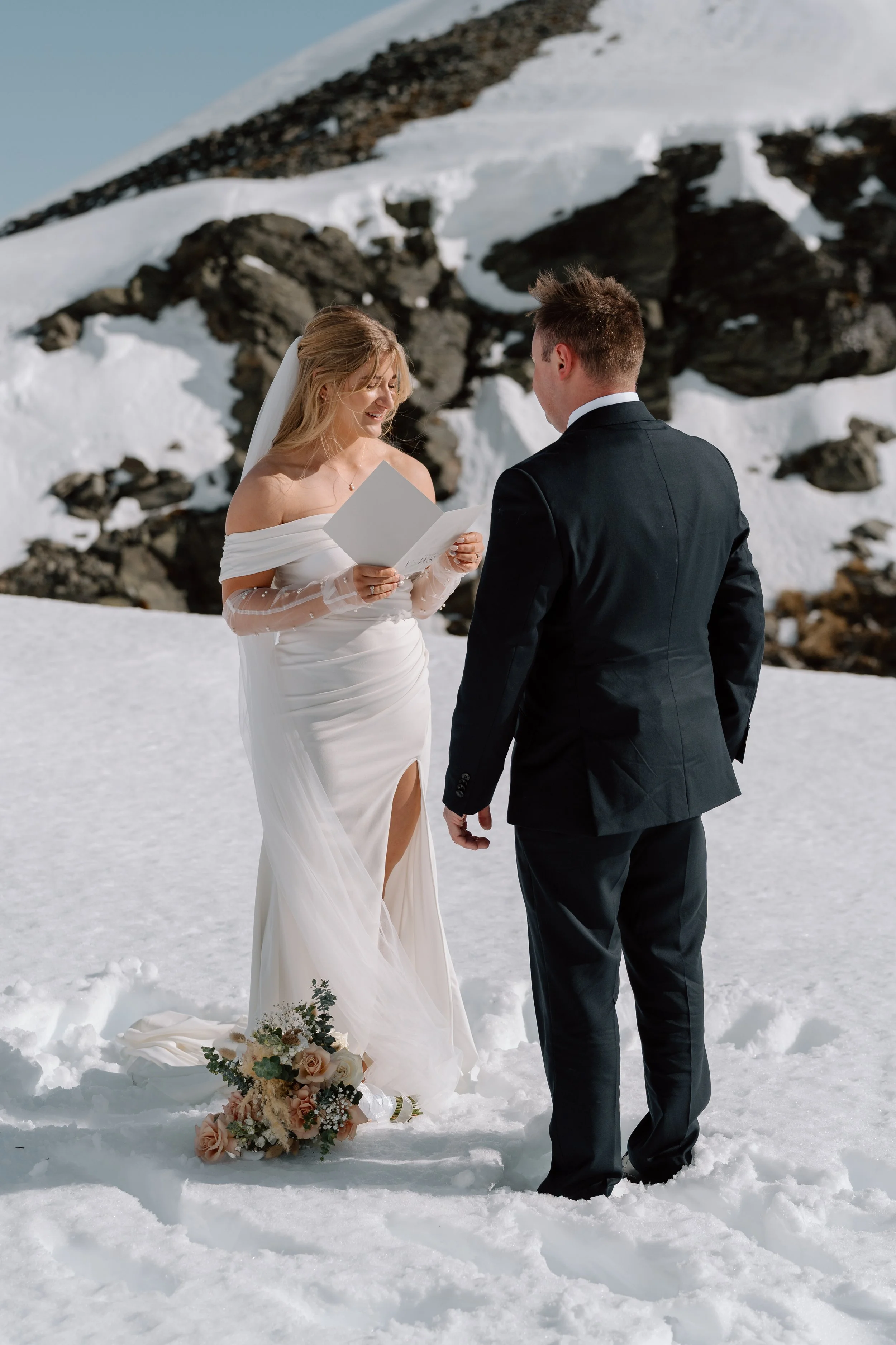 The-Remarkables-Helicopter-Elopement-Queenstown-Taylor+Zack43.jpg