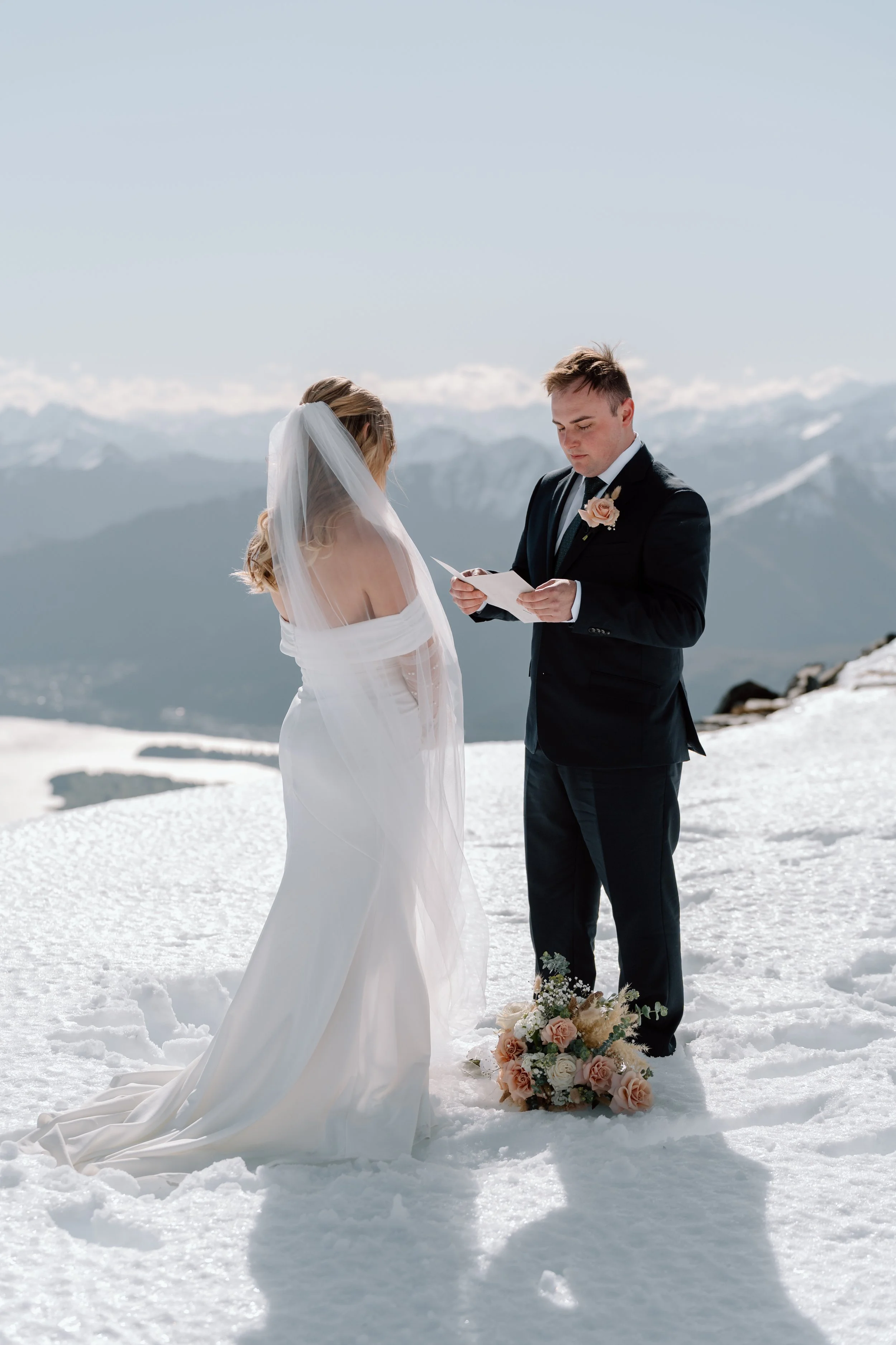 The-Remarkables-Helicopter-Elopement-Queenstown-Taylor+Zack30.jpg
