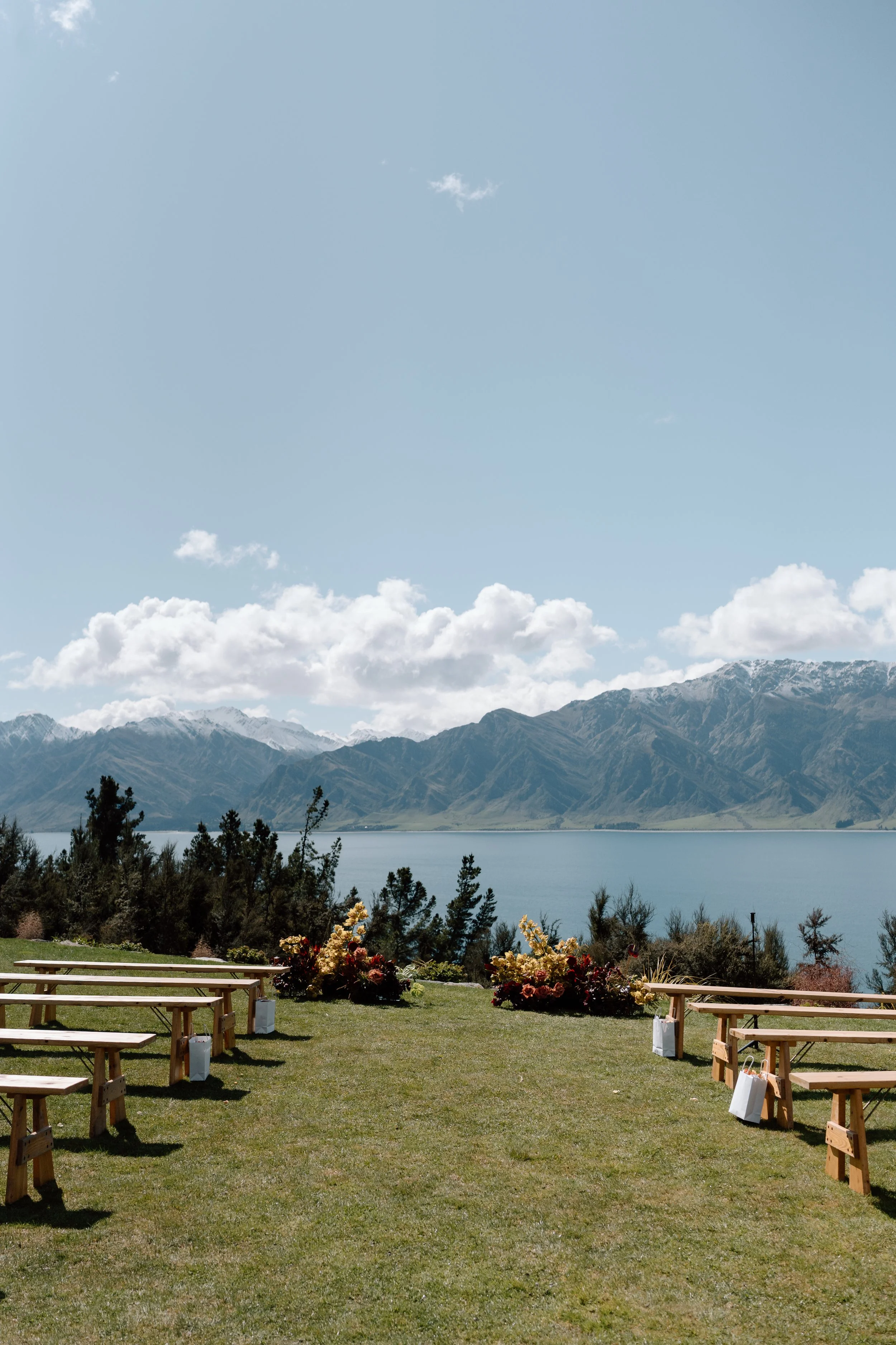 LAKE-HAWEA-VIEW-WEDDING-WANAKA-PHOTOGRAPHER-LEO-ASIA31.jpg