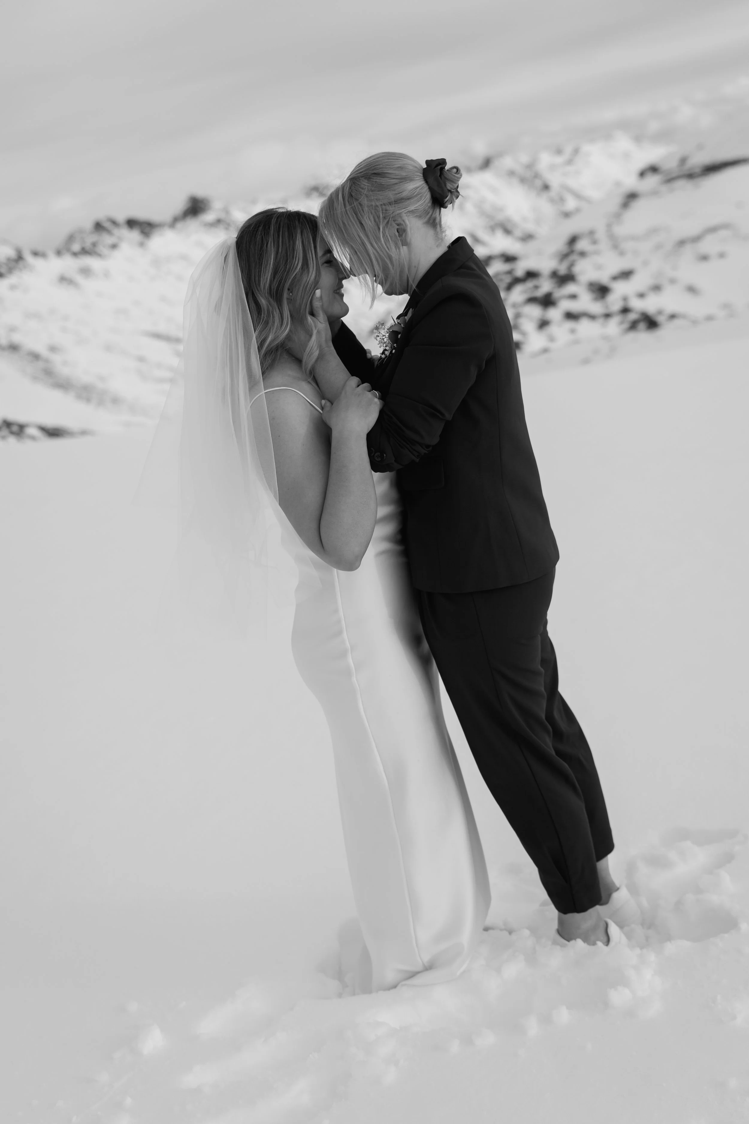 The-Remarkables-Helicopter-Elopement-Queenstown-Olivia+Christy169.jpg