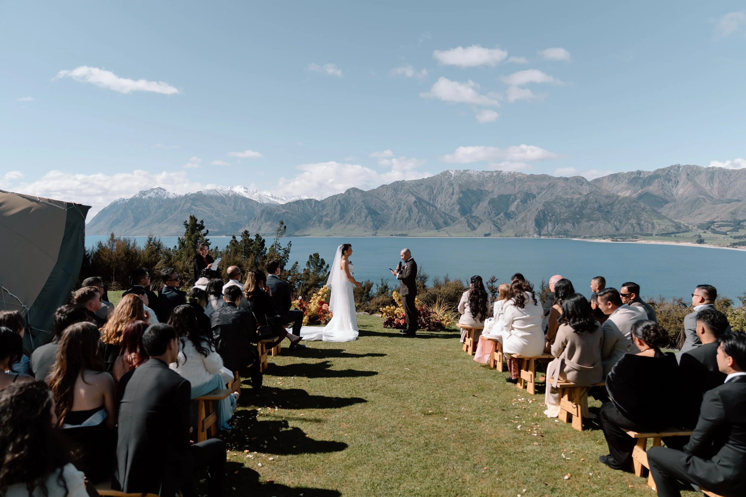 LAKE-HAWEA-VIEW-WEDDING-WANAKA-PHOTOGRAPHER-LEO-ASIA105.jpg