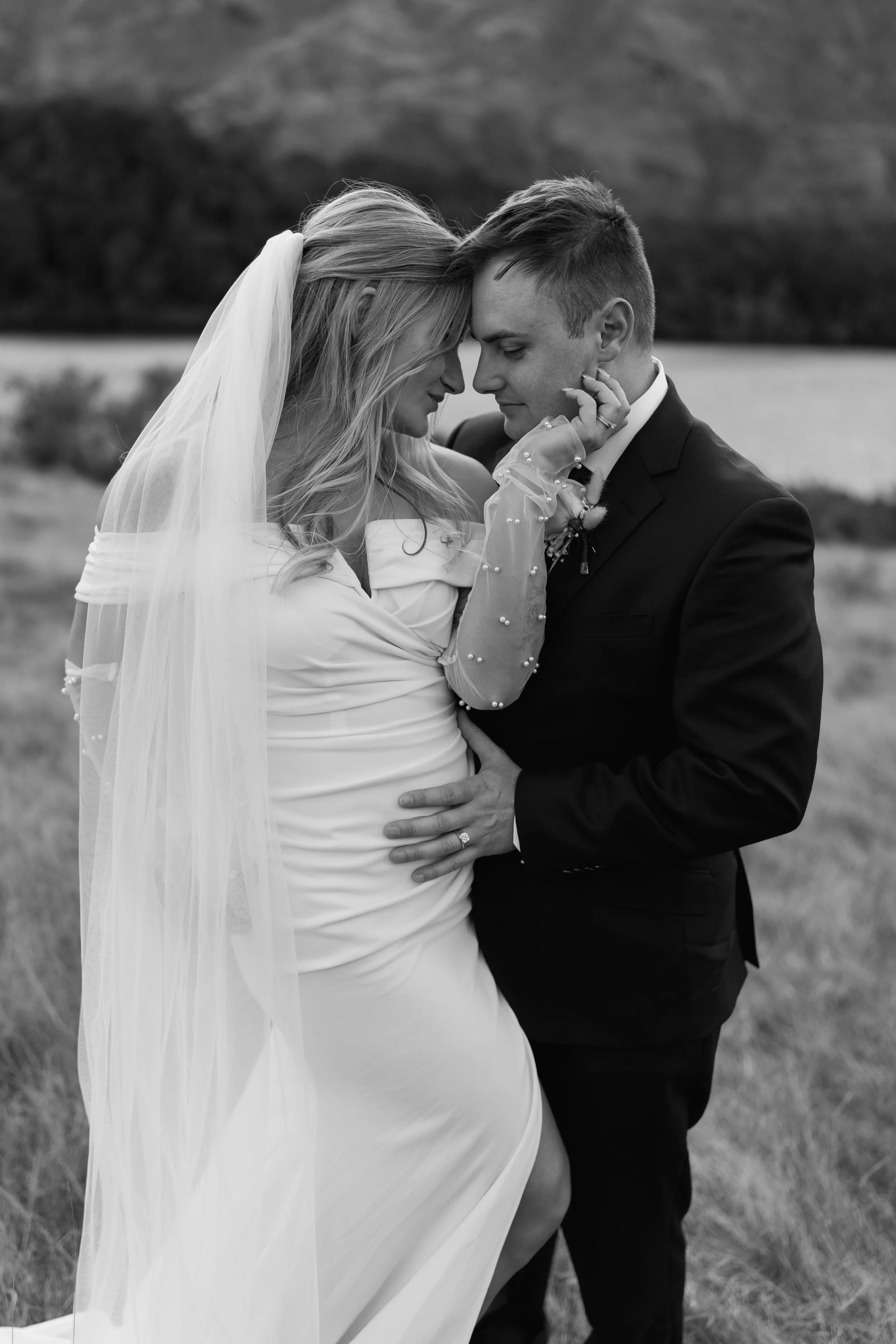 The-Remarkables-Helicopter-Elopement-Queenstown-Taylor+Zack197.jpg