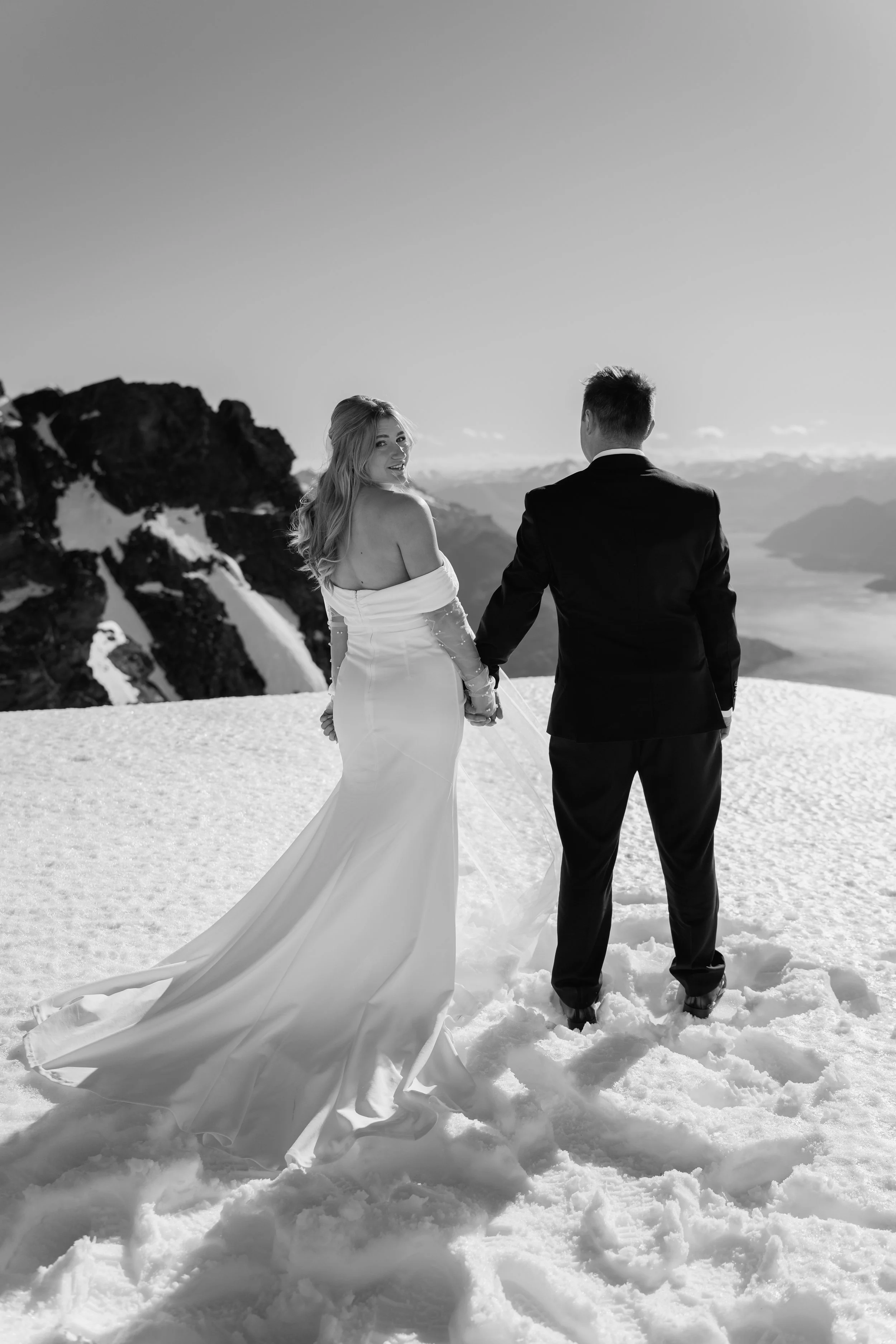 The-Remarkables-Helicopter-Elopement-Queenstown-Taylor+Zack112.jpg