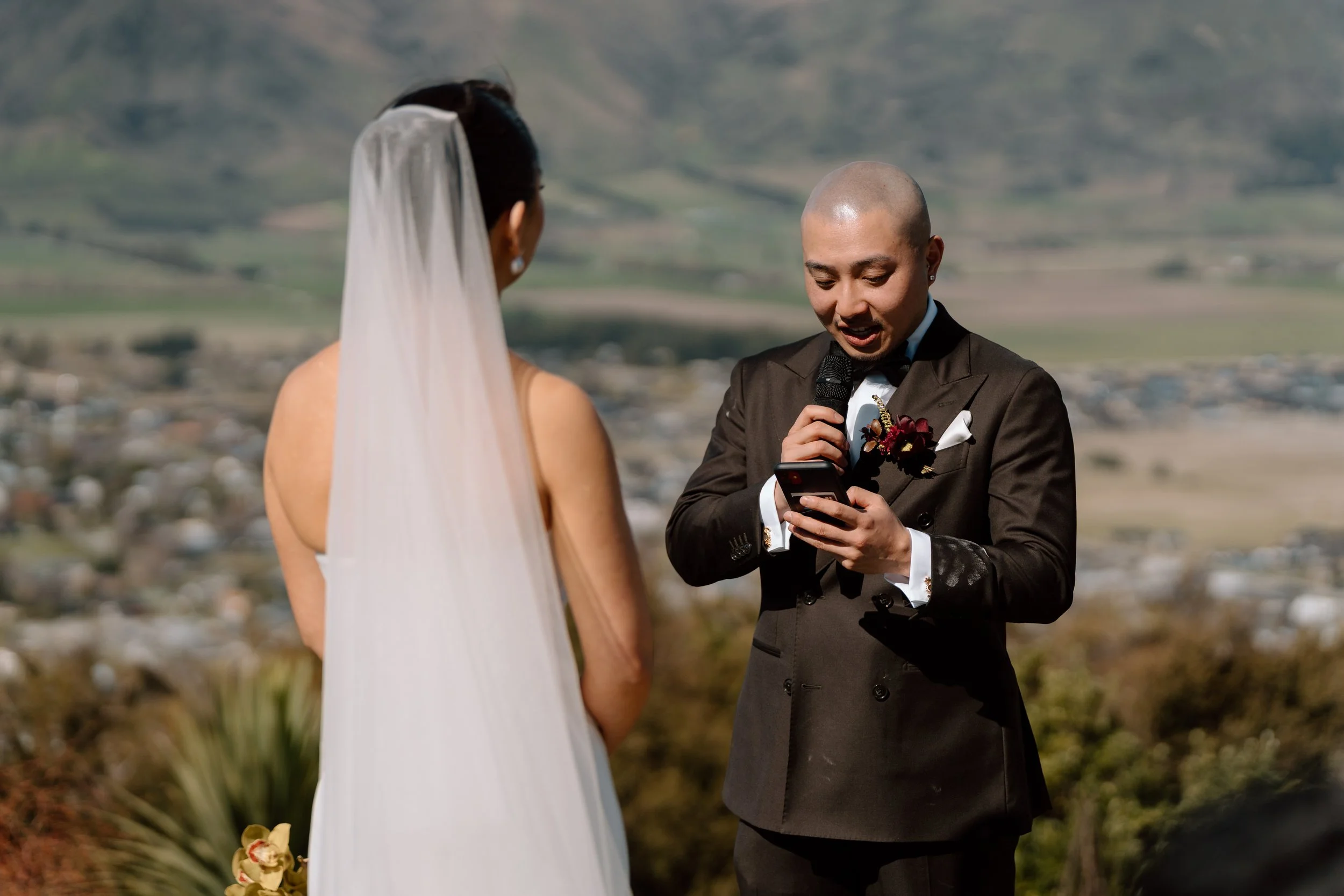 LAKE-HAWEA-VIEW-WEDDING-WANAKA-PHOTOGRAPHER-LEO-ASIA104.jpg