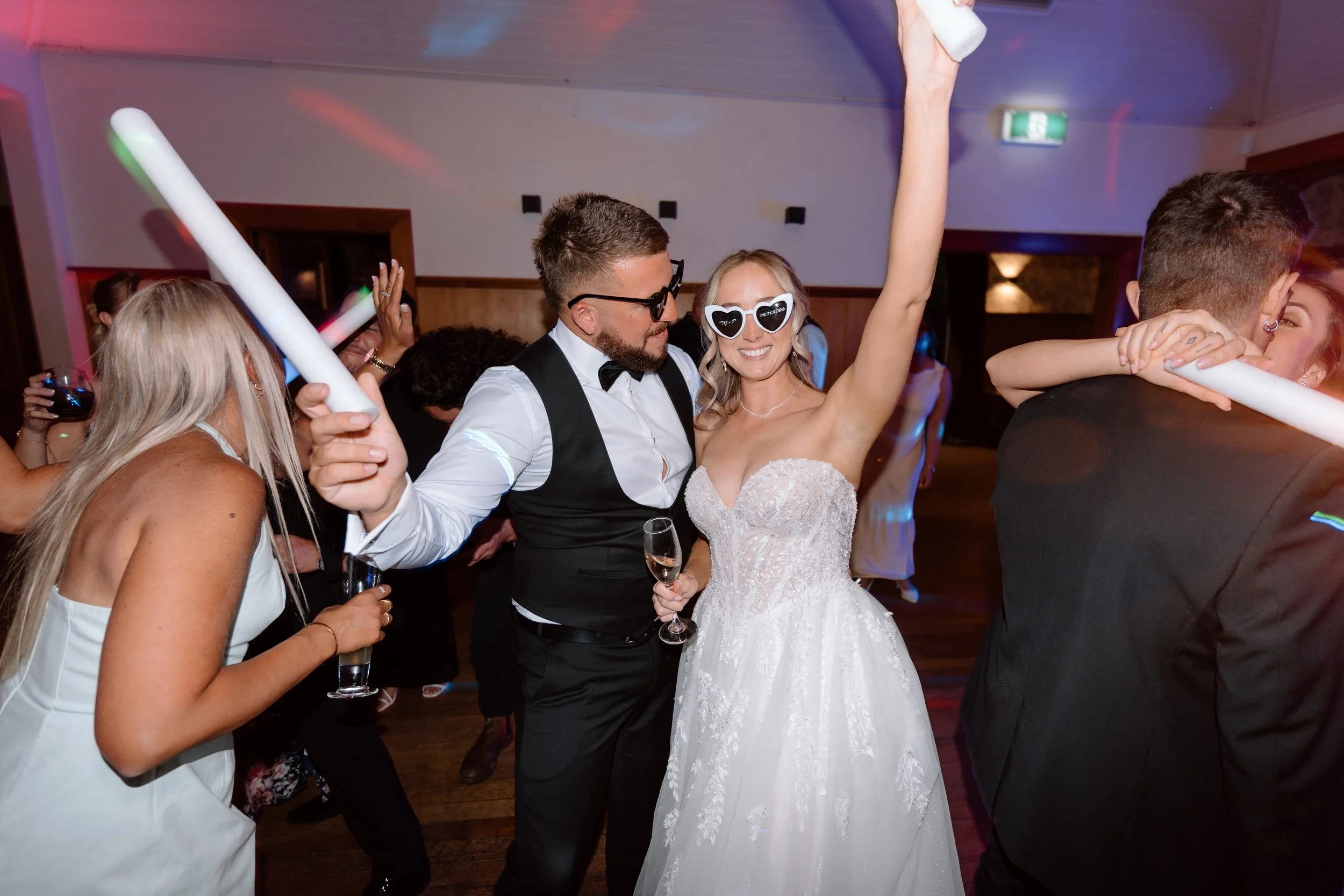 WINEHOUSE-QUEENSTOWN-WEDDING-VENUE-MICHELLE-PAUL150.jpg