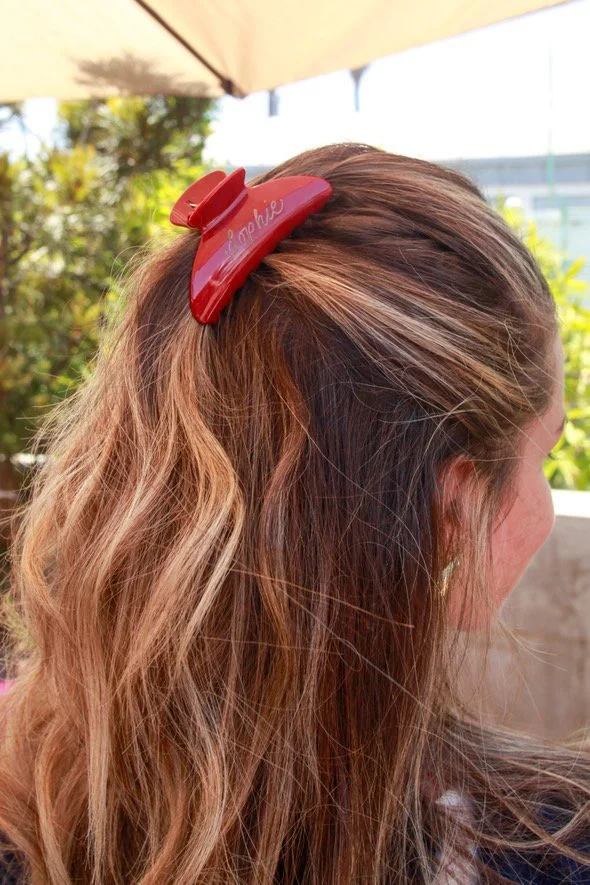 influencer-event-gifting-claw-clips-stacy-shon-live-event-artist.jpg
