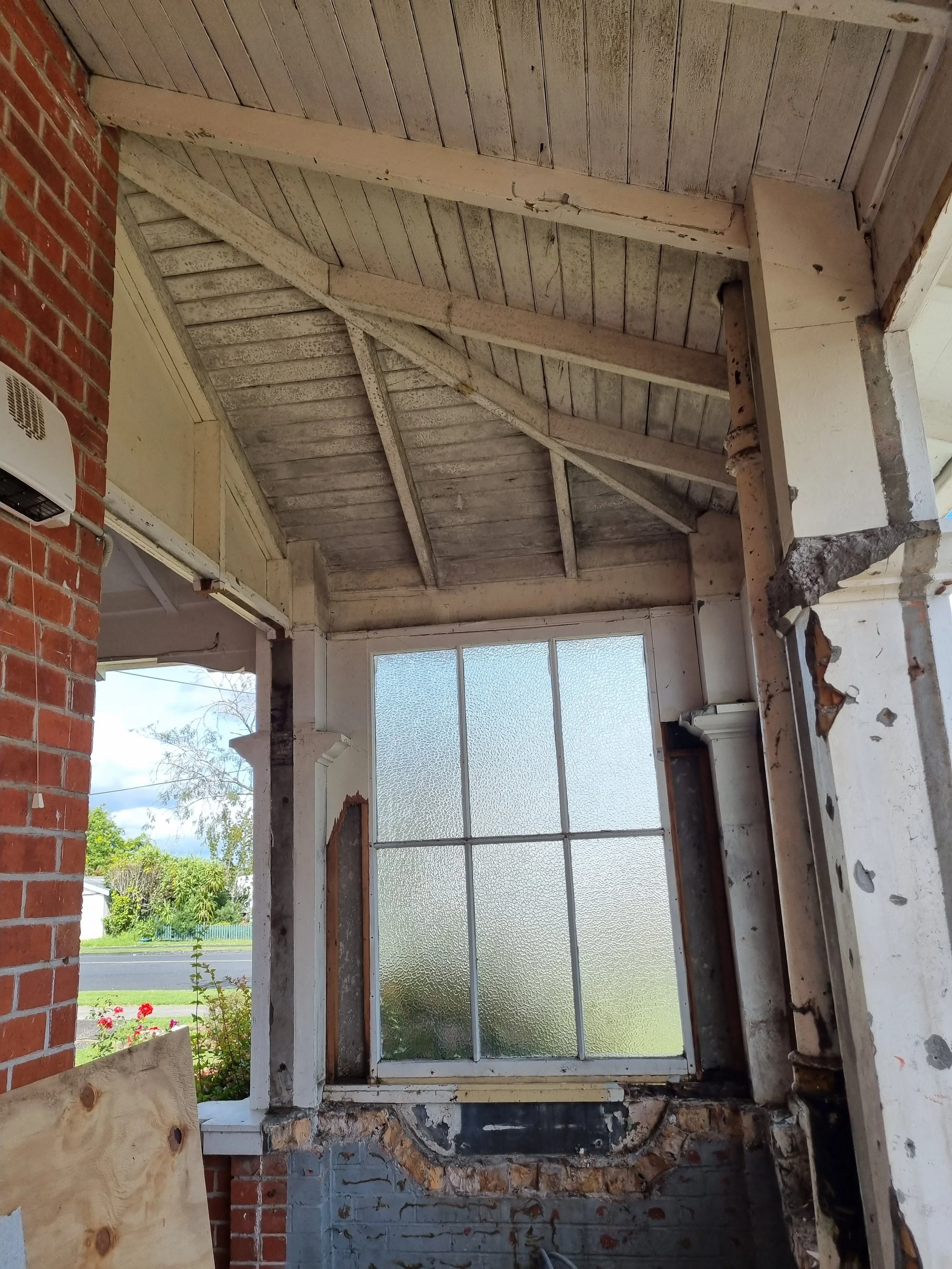 brick_benediction_Verandah_before01.jpg
