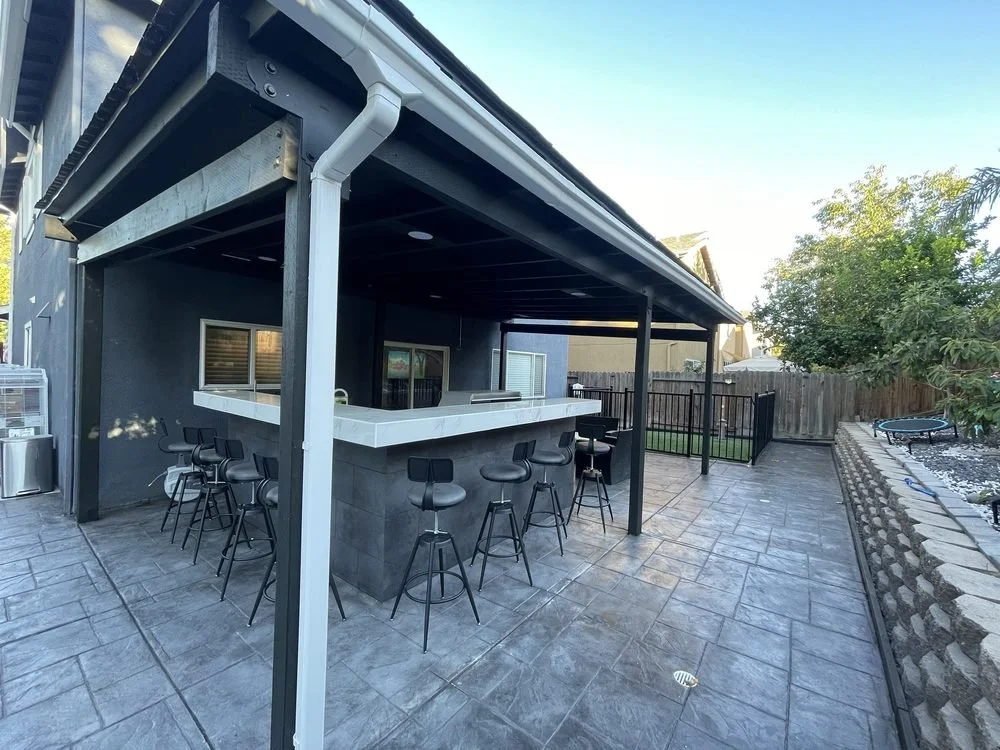 Contemporary Outdoor Kitchen Outdoor Kitchen Remodel by Alpha Design and Build, Inc. — Project 2 project photo 3