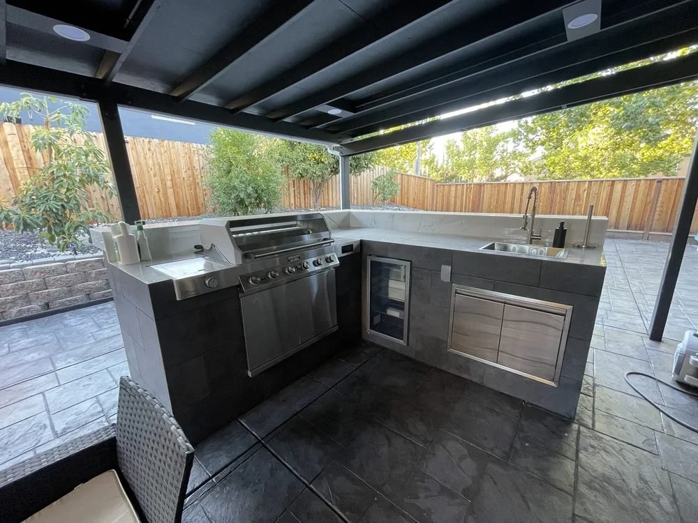 Contemporary Outdoor Kitchen Outdoor Kitchen Remodel by Alpha Design and Build, Inc. — Project 2 project photo