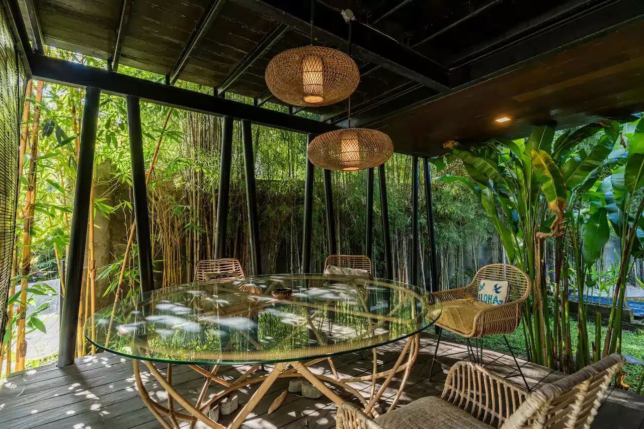 outdoor table