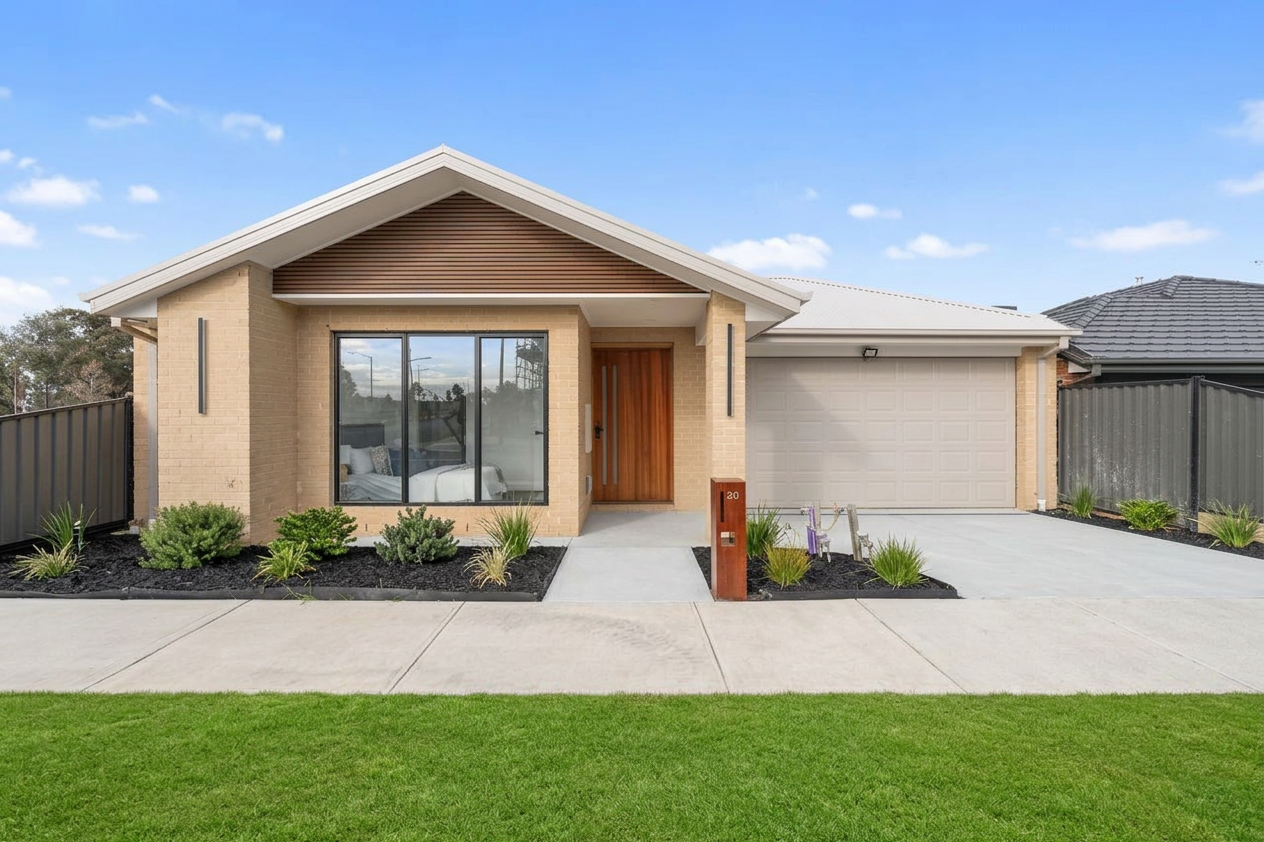 DonnyBrookHouseFRont.png