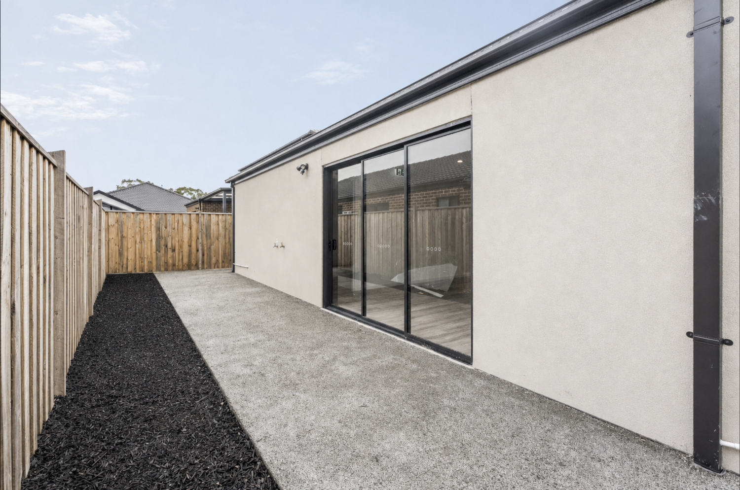 wollert-sda-hps-backyard.webp
