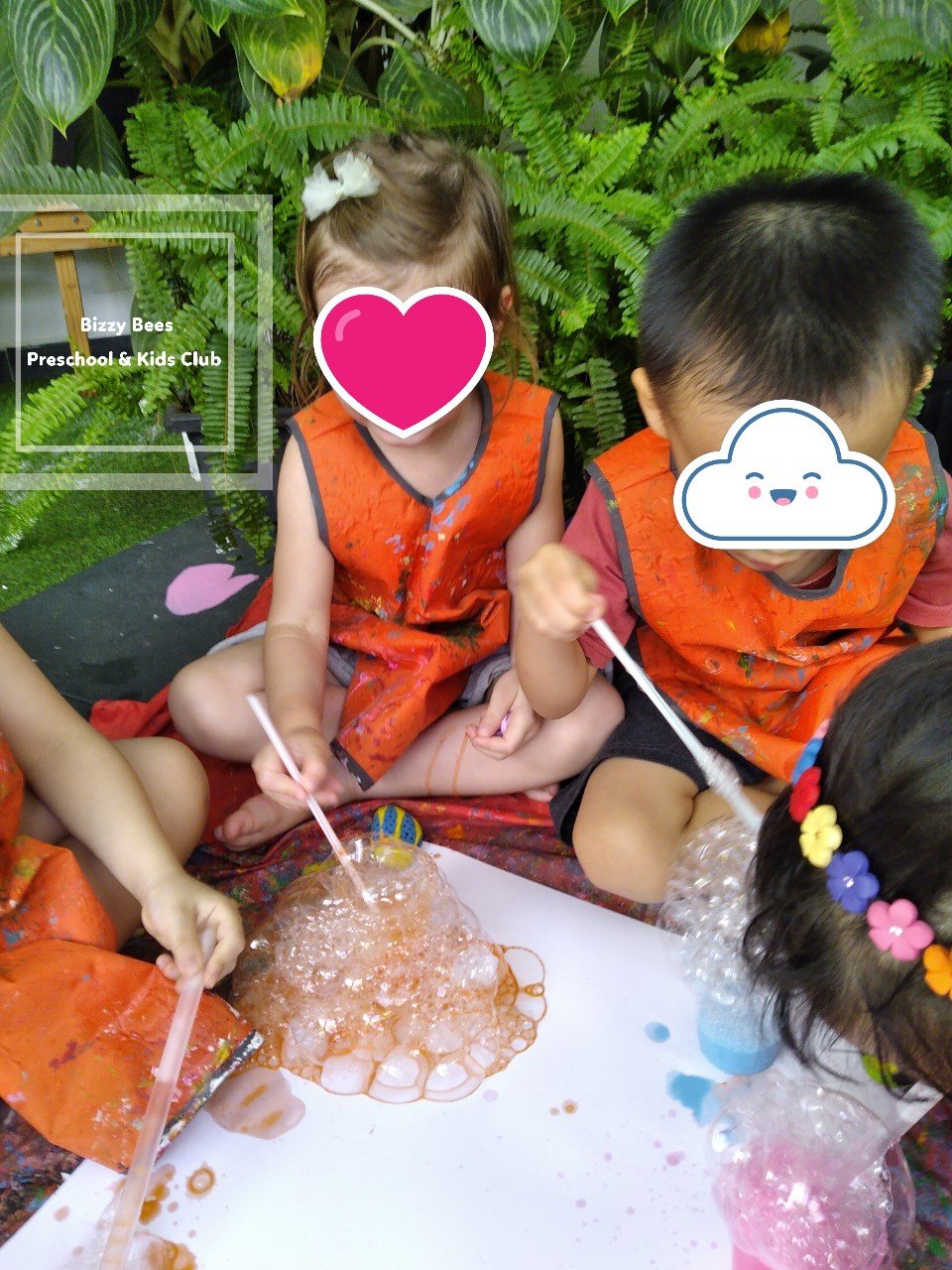 When creative art meets sensory activity: children painting with colourful bubbles! So fun! 