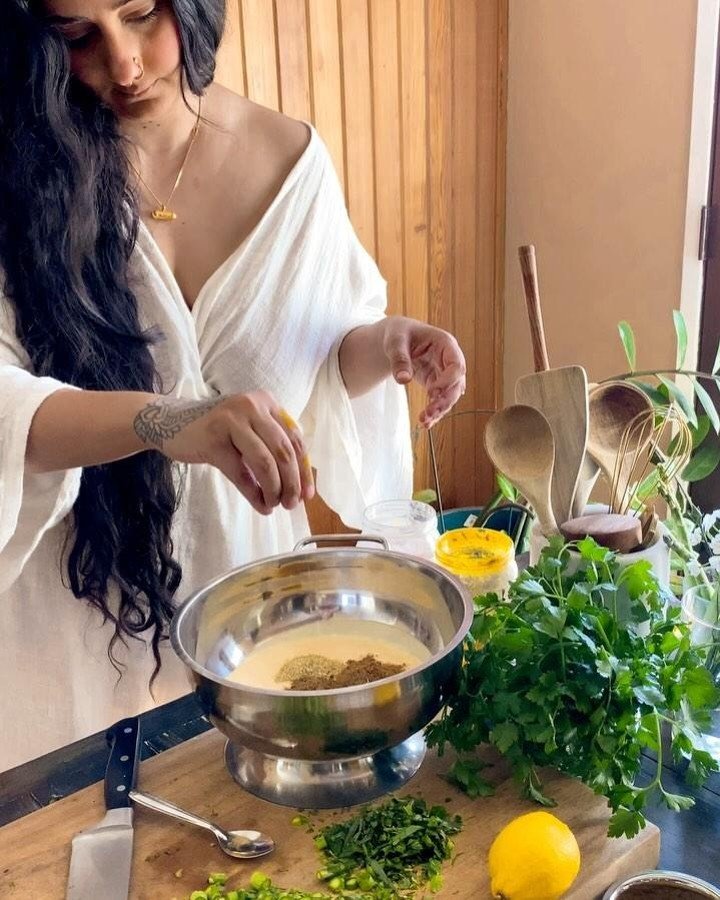 soso&rsquo;s ayurvedic kitchen 🌈🌿 spring cooking immersion

we are officially stepping into the season of kapha (earth and water elements)&mdash; understood in ayurveda as the season to invoke the intention of cleansing, clearing, detoxing, uplifti