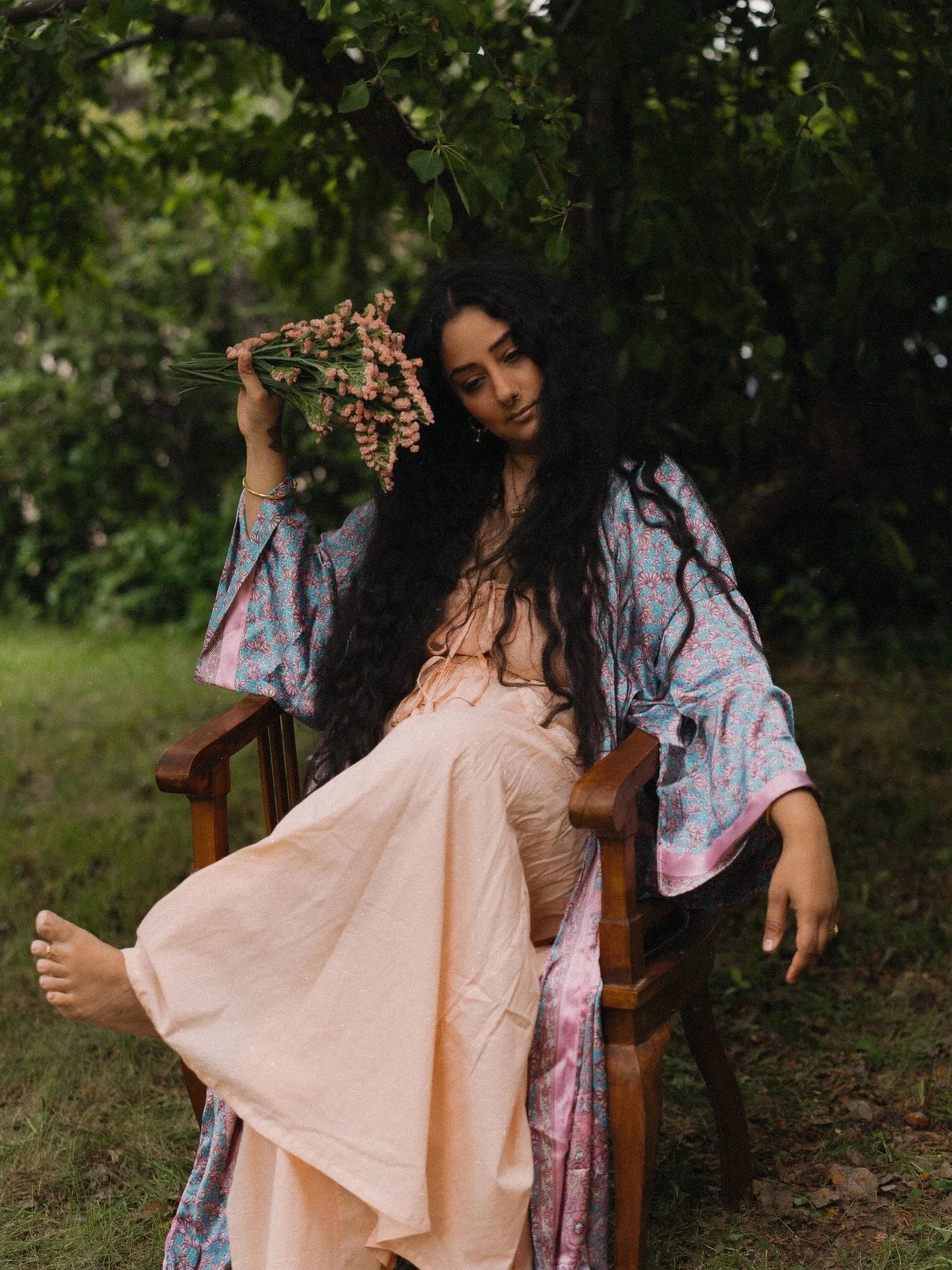 i dream in SWAMI PINK 🐚🌀 

the seasons are shifting, and with it, so am i.

one of my favourite spring rituals is turning my closet. softening the layers, inviting in movement and lightness. 

buttery soft hand woven cottons, linens, silks&mdash; i