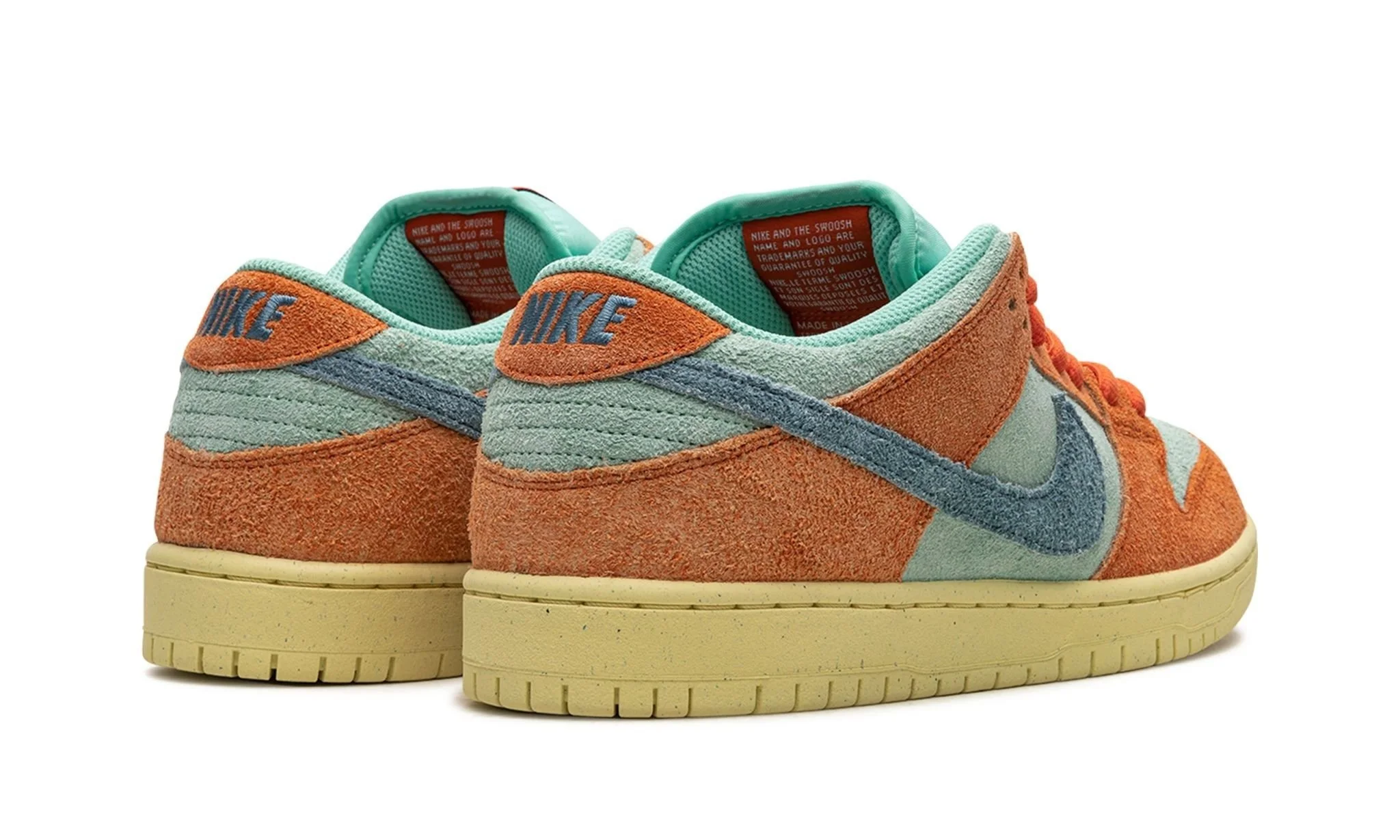 Nike SB Dunk Low Pro PRM 