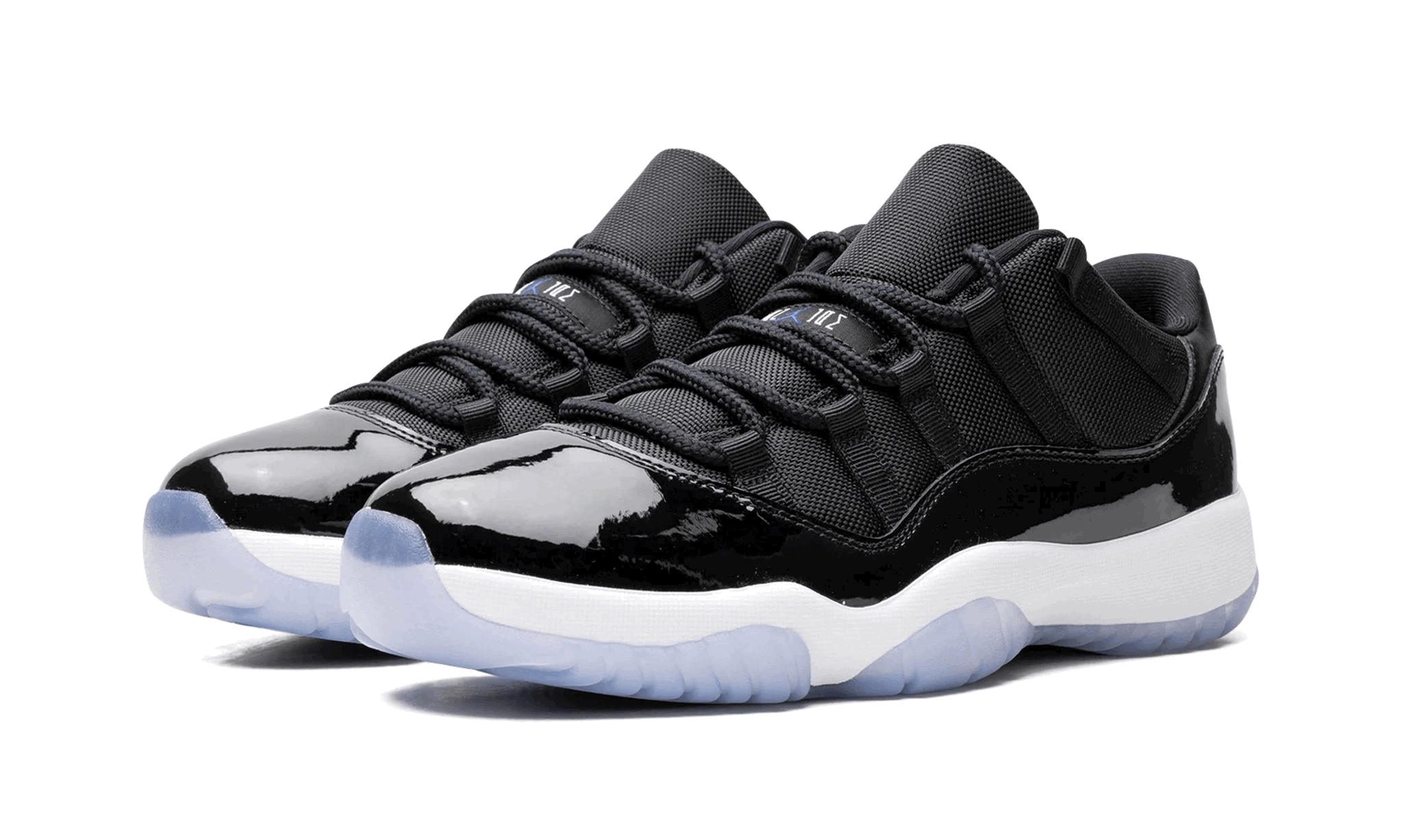 Air Jordan 11 Retro Low Space Jam — Sneaker Sapphire