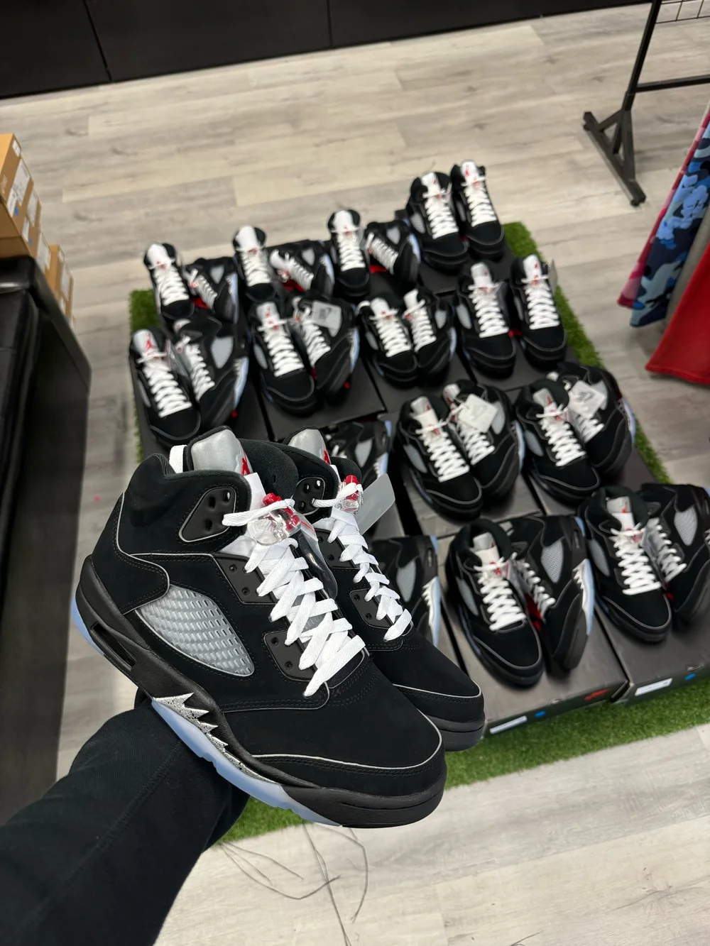 Jordan 5 Black Metallic Reimagined 2025 — Sneaker Sapphire