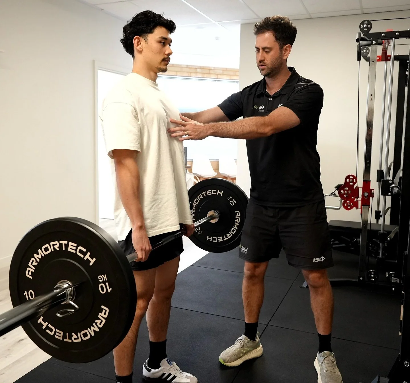 PSA 📣📣 We are open next Monday&rsquo;s Public Holiday, the 29th September.

Sam has a couple of spots left for initial assessments. If you have been struggling with any niggles, give us a call or book online at www.onfieldphysiotherapy.com.au 

#on