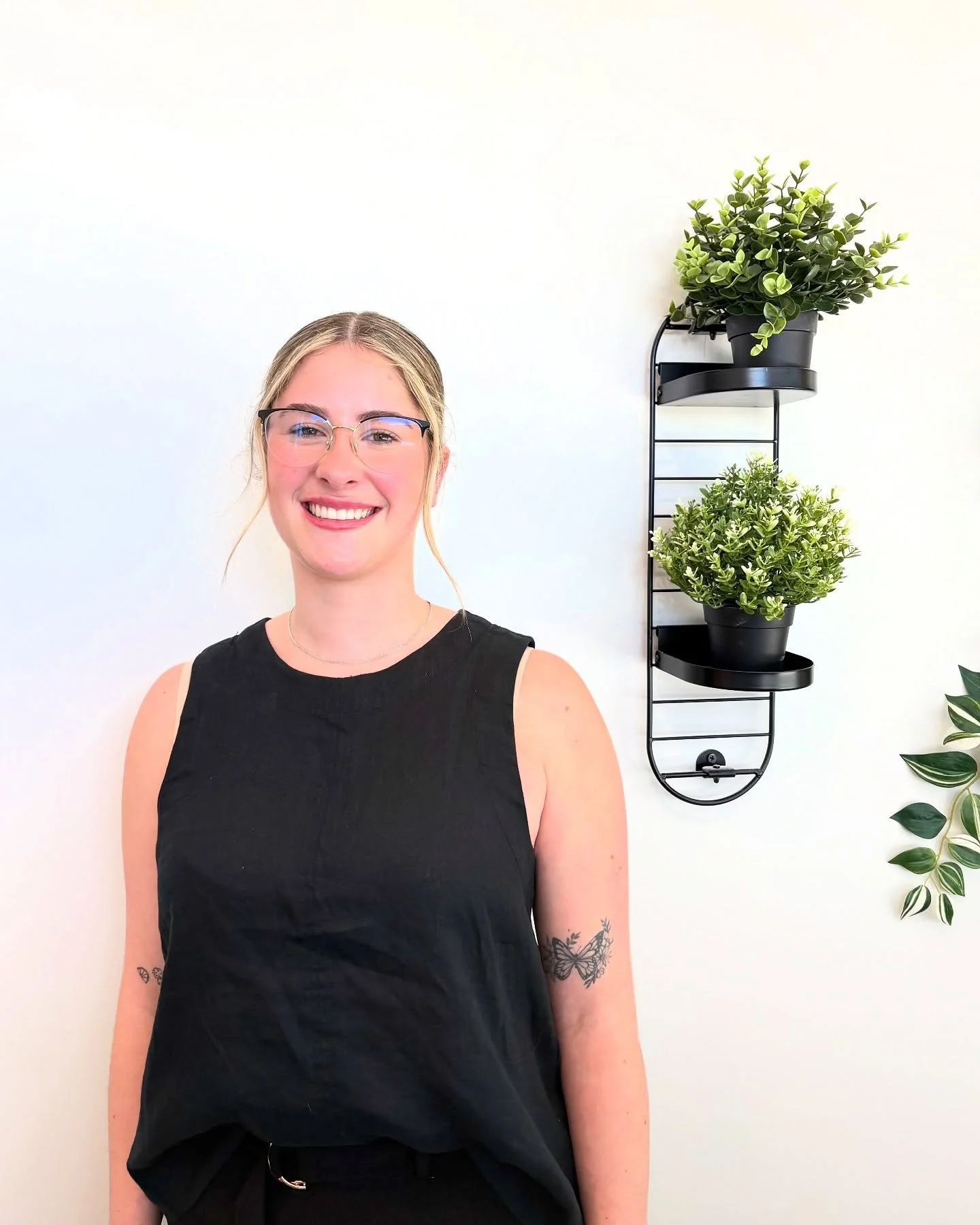 Meet the newest member of our team, Paige! 👋We&rsquo;re so excited to have her on board as our new receptionist. With her friendly smile and positive energy, she&rsquo;s already making a great impact. Say hello when you stop by!