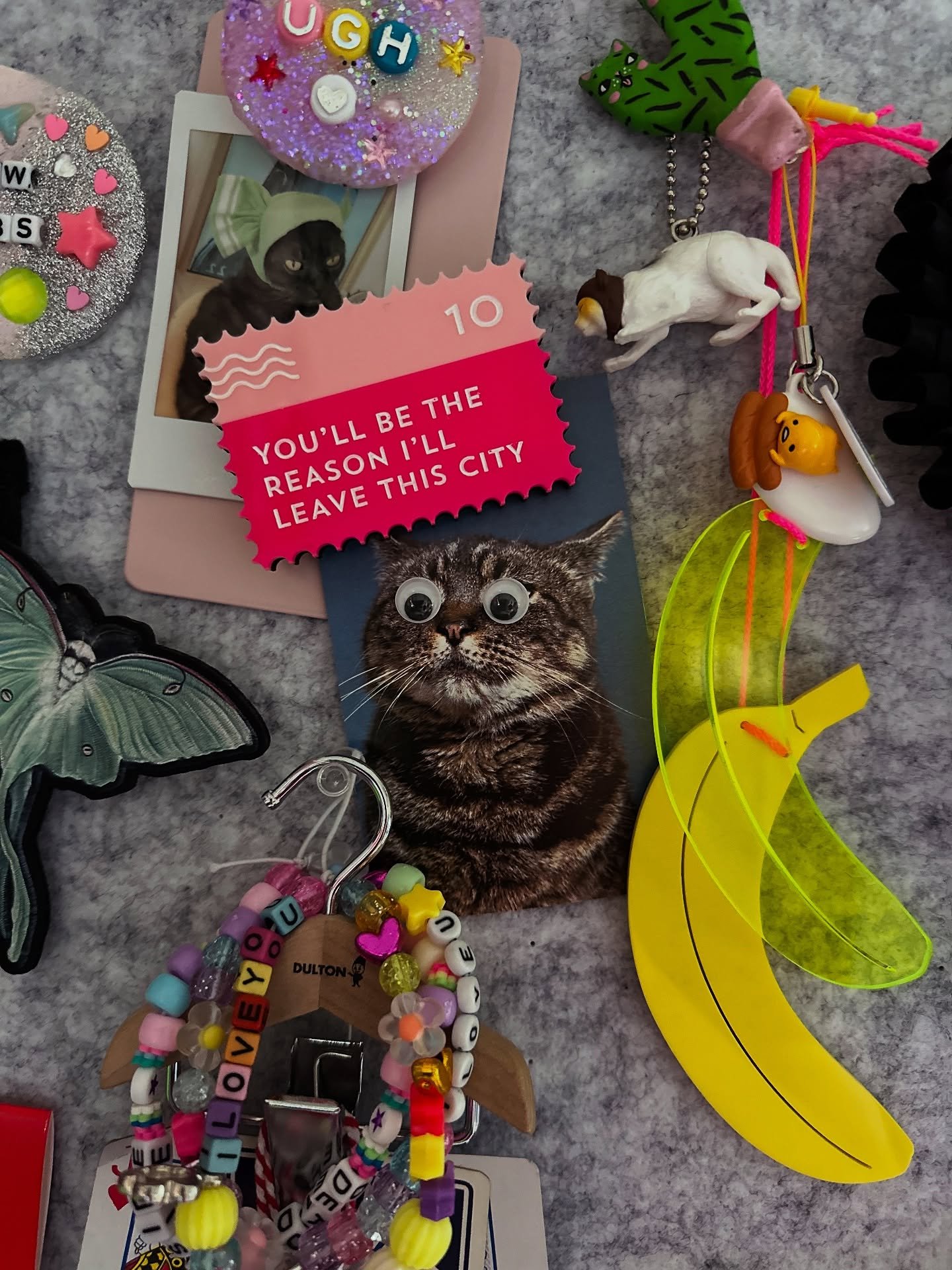&hellip;lately 🐈&zwj;⬛

1. Cute morning bringing googly eyes to @collagecollective with @madbutt 👀
2. Painting workshop with my pal @yeahyeahchloe 🦈
3. Mall movies with @michelleleplastrier 🍿
4. 💘
5. Shoes
6. 🍇
7. High school reunions ✏️
8. @ye