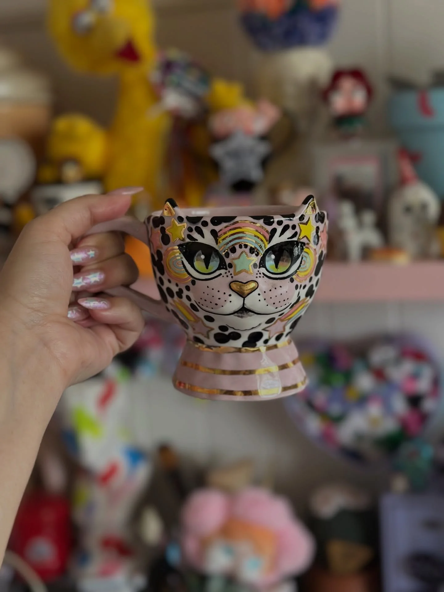 &hellip;lately 🖤

1. My fav @bonnie_hislop cat mug ✨
2. Big T 🤍
3. On my way to Scream for Friday the 13th 💀
4. As pictured 💛
5. 🐆
6. Ken Done at @hotagc 🐨
7. As above with @howman_fishing 
8. My fav @markryden for my fav @stephenking 
9. Frida