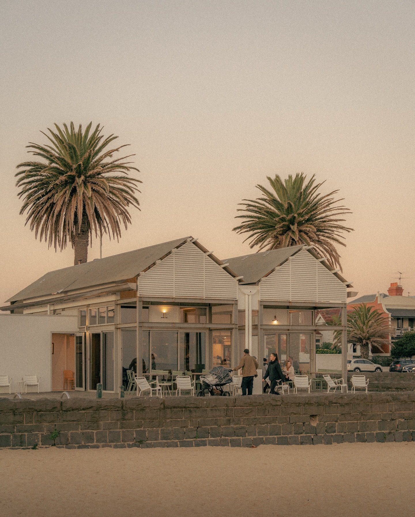 Peaceful afternoons by the bay 🌅🌊

Shot on the Sony a7iii using the Tamron 28-200mm. 

#melbournephotography