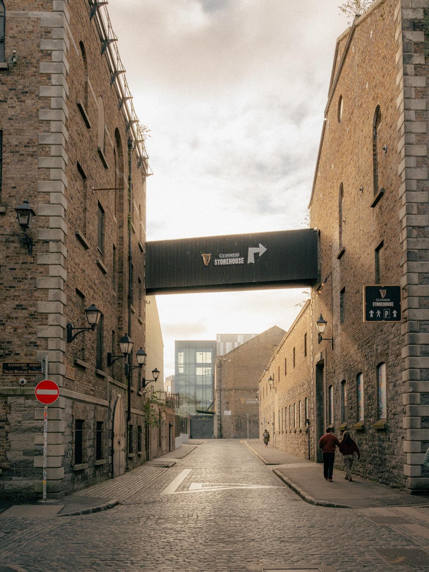 Well it would be rude not to do a post for St. Patrick&rsquo;s Day. ☘️🇮🇪

Especially when I recently went to Ireland for a little Guinness adventure. 

Here&rsquo;s a few snaps from the whole trip in Ireland, from the Guinness Storehouse in Dublin,