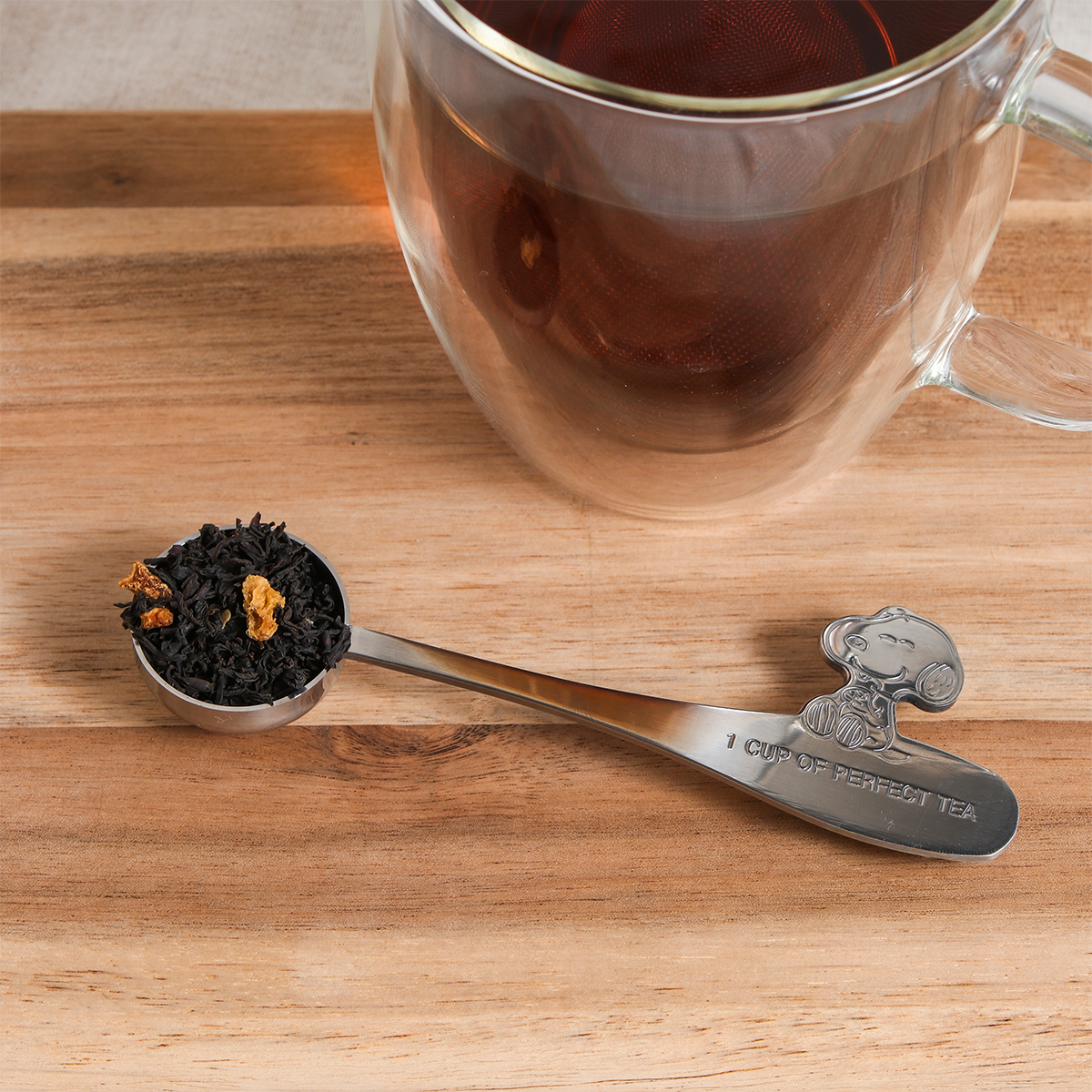 Snoopy-Perfect-Tea-Spoon-lifestyle.png
