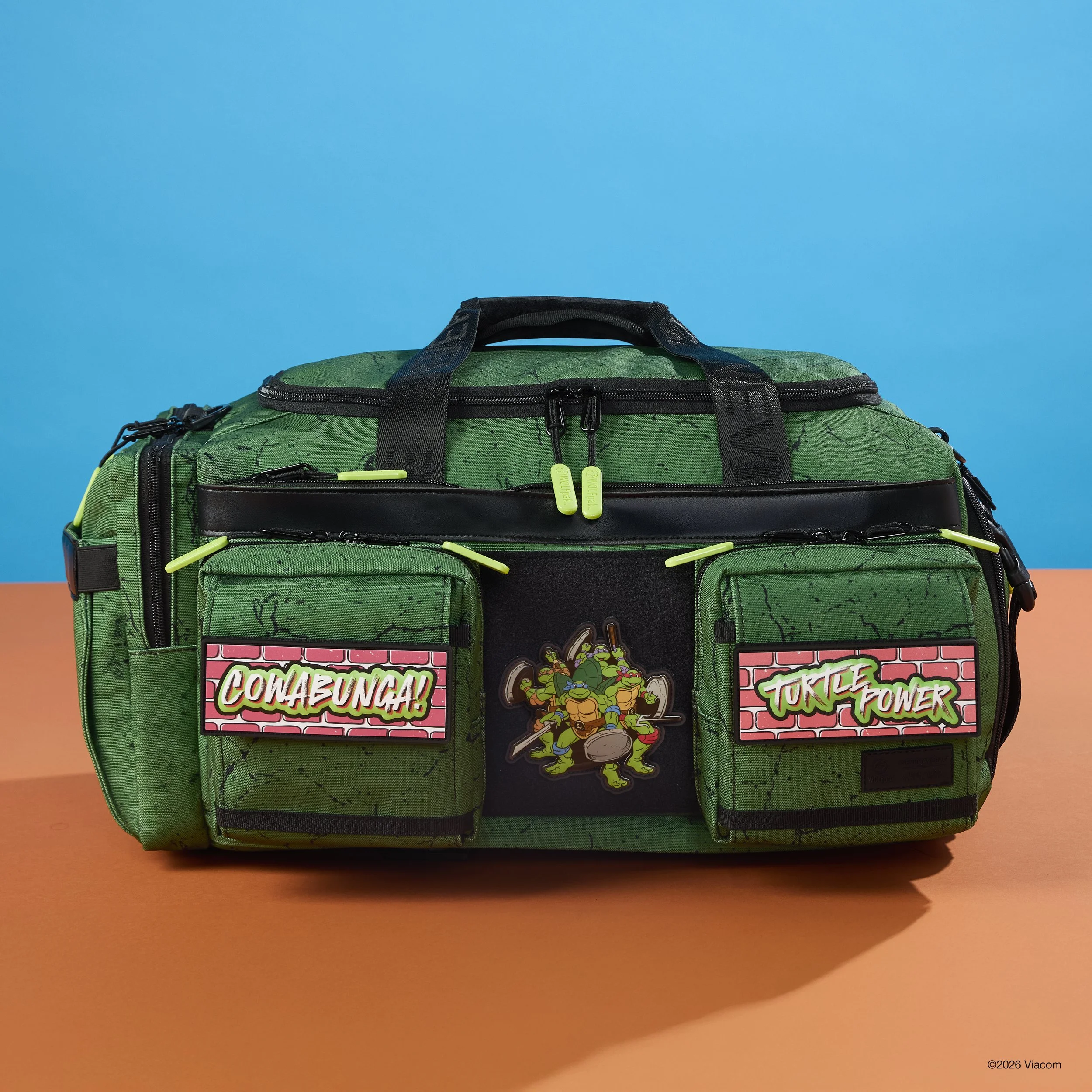 260218_TMNT0544_FRONTFACING_DUFFEL_AZ copy.jpg
