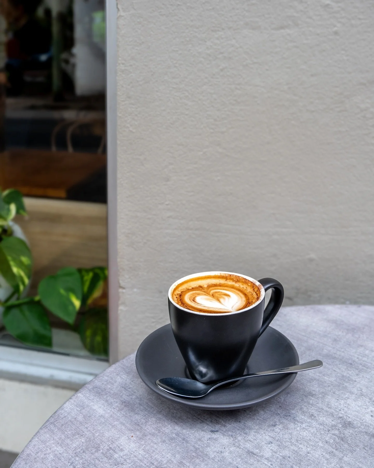 Hit me with your best shot ☕️✨

📍 @cookandarchies 
📸 @heygraciepr 

#heygraciepr

.
.
.
.
.
.
.
.
.
#sydney #sydneyeats #sydneyfoodguide #sydfoodie #sydfoodguide #surryhills #surryhillscafe #sydneycoffee #visitsydney #sydneylocal #sydneyrestaurants