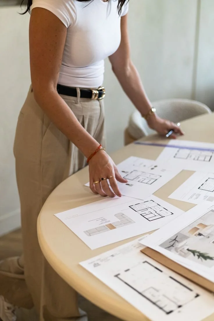 Studio di interior design con sede a Faenza. Progetti chiavi in mano in Emilia-Romagna, Marche e Toscana, o online in tutta Italia. Richiedi una consulenza.