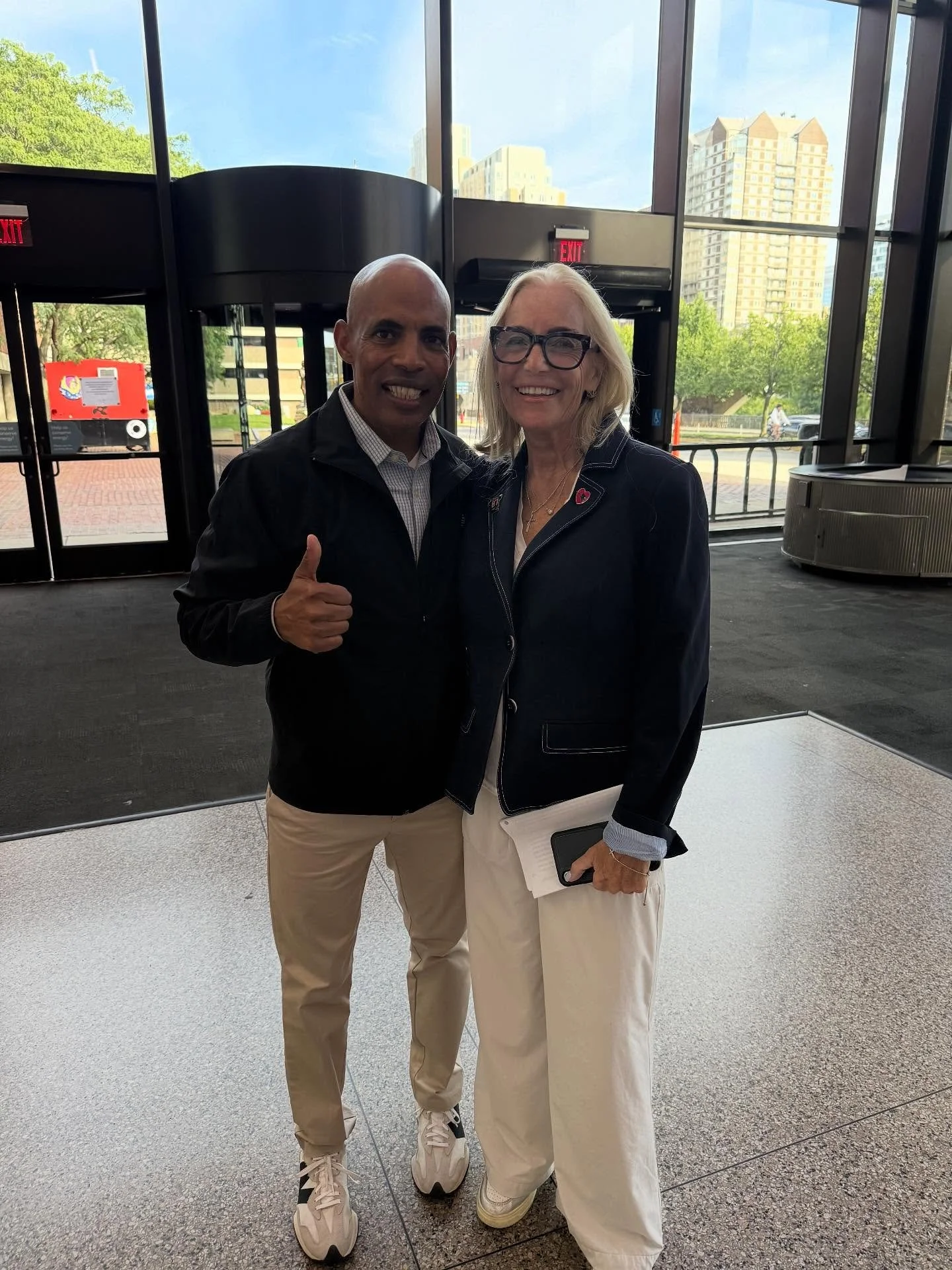 Growing up, you learn that nobody stays forever.

But as a marathoner you learn that the perfect world does not exist. Because you go through ups and downs of training and races. Life is the same, you encounter challenges, some you will overcome and 