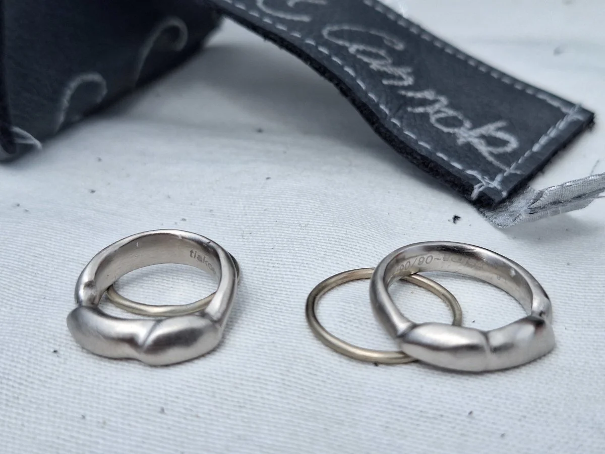 Wedding rings Amber & Connor