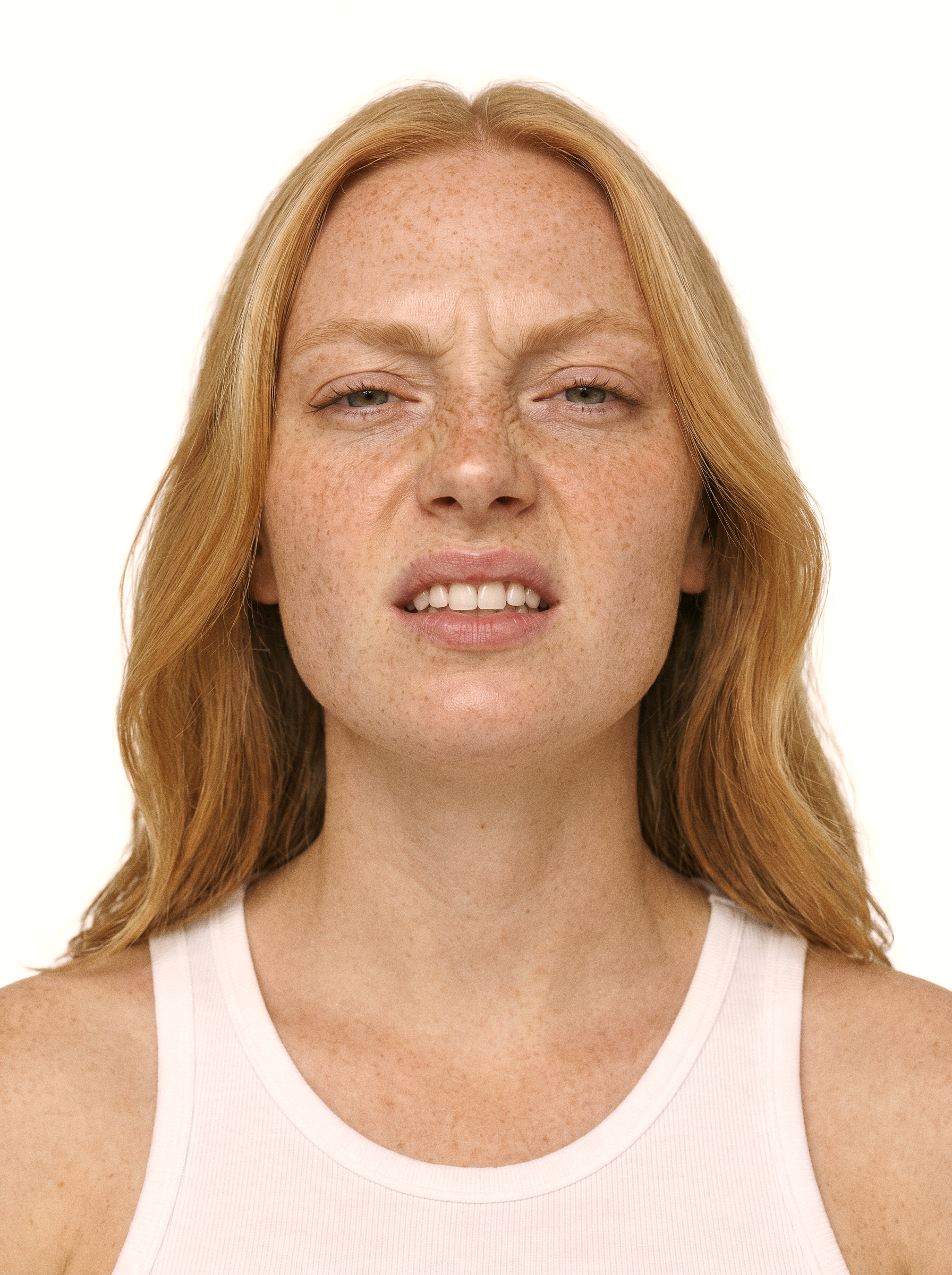 Gesicht_Portra 400 Grain_2026-08-25_19-34-16.png