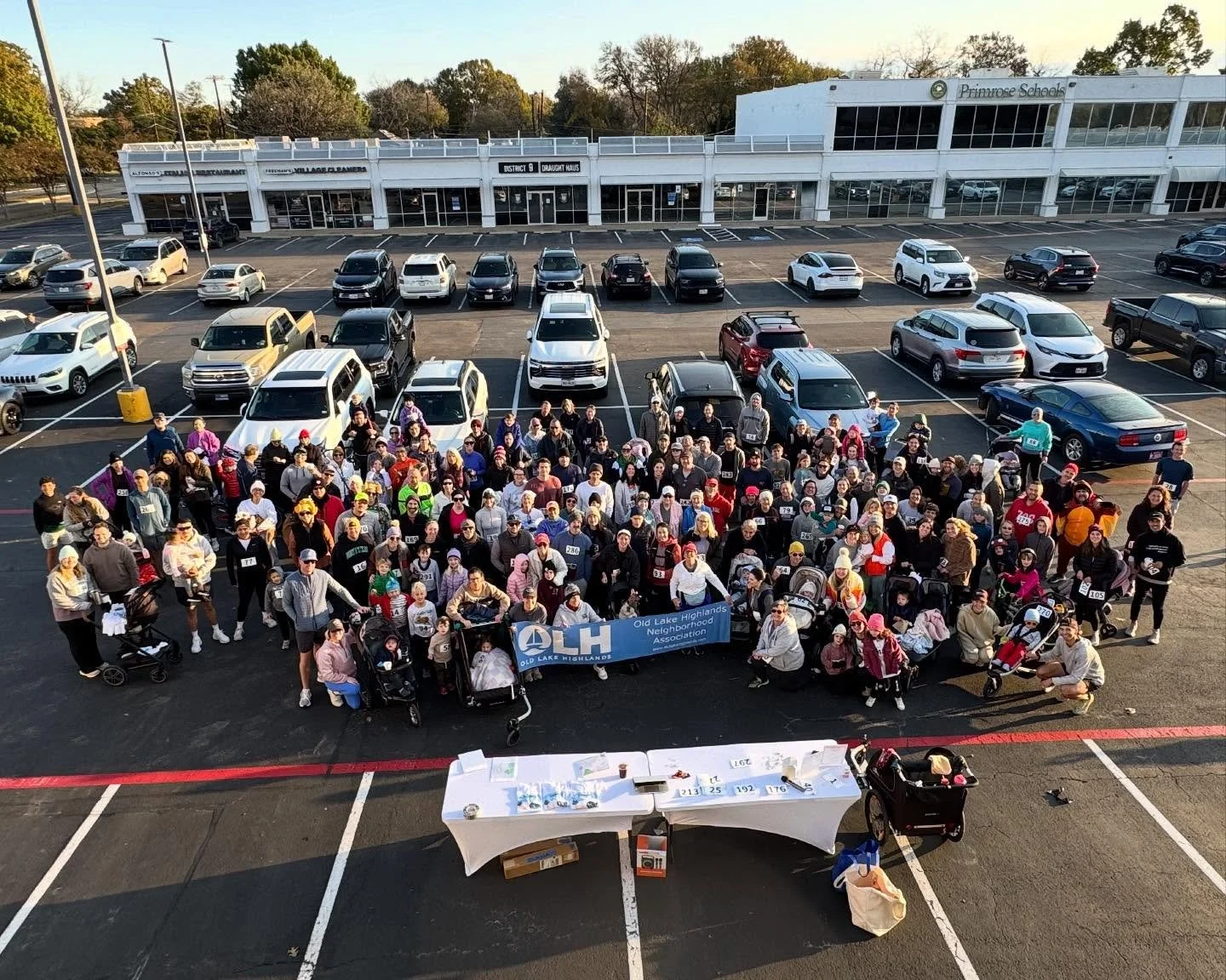 We had the BEST morning with our neighbors at the  @oldlakehighlands 1st annual Turkey Trot. It was so much fun seeing everyone kick off their holiday with friends and family and we loved being included in your day! We&rsquo;re so thankful for this n