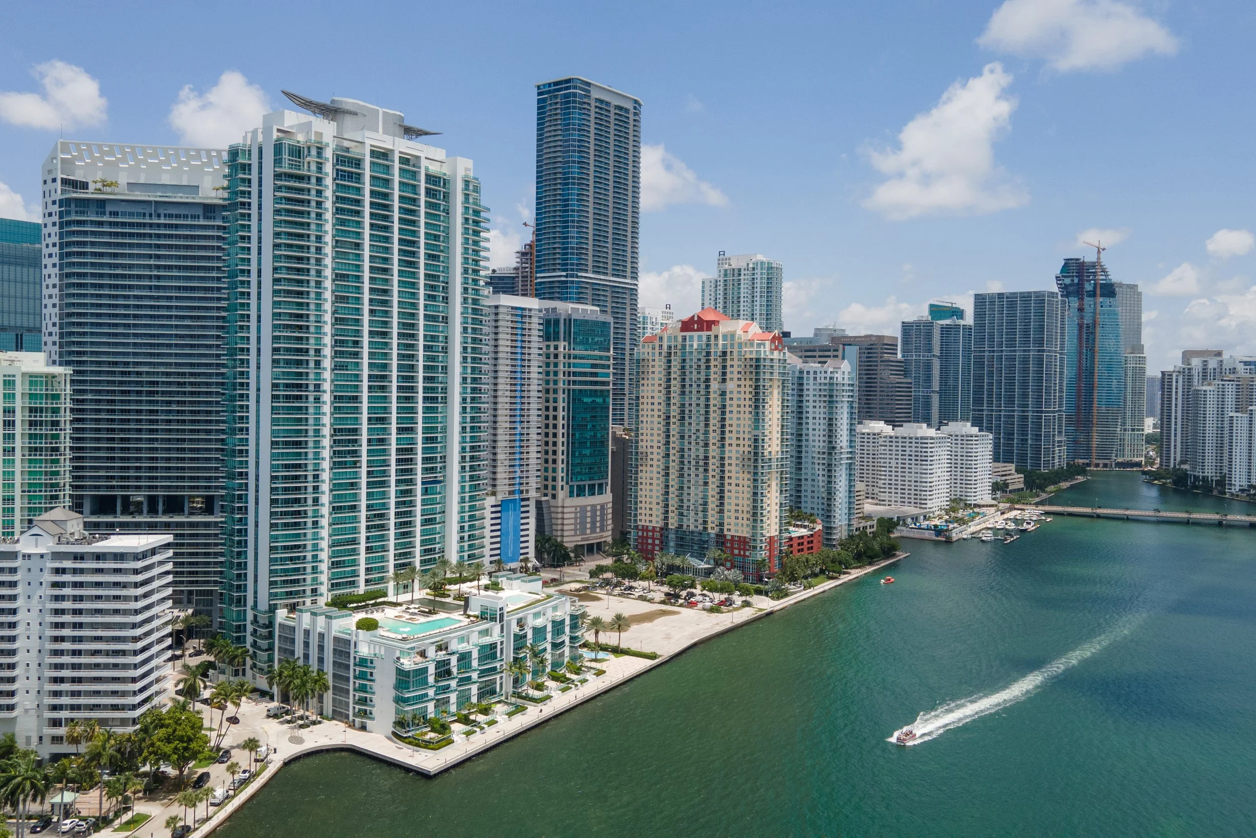 MarcoBellPhoto_Brickell_aerial-skyline.jpg