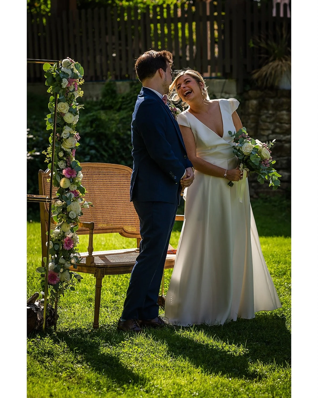 🥰 Quand tu &eacute;pouses ton/ta meilleur.e ami.e !!!

❤️ Chlo&eacute; &amp; Lo&iuml;c
🏰 Domaine des tuileries

#photographelyon&nbsp;#photographemariage&nbsp;&nbsp;#photographemariagelyon&nbsp;#photoreportage&nbsp;#seancephoto&nbsp;#Proposal #sess