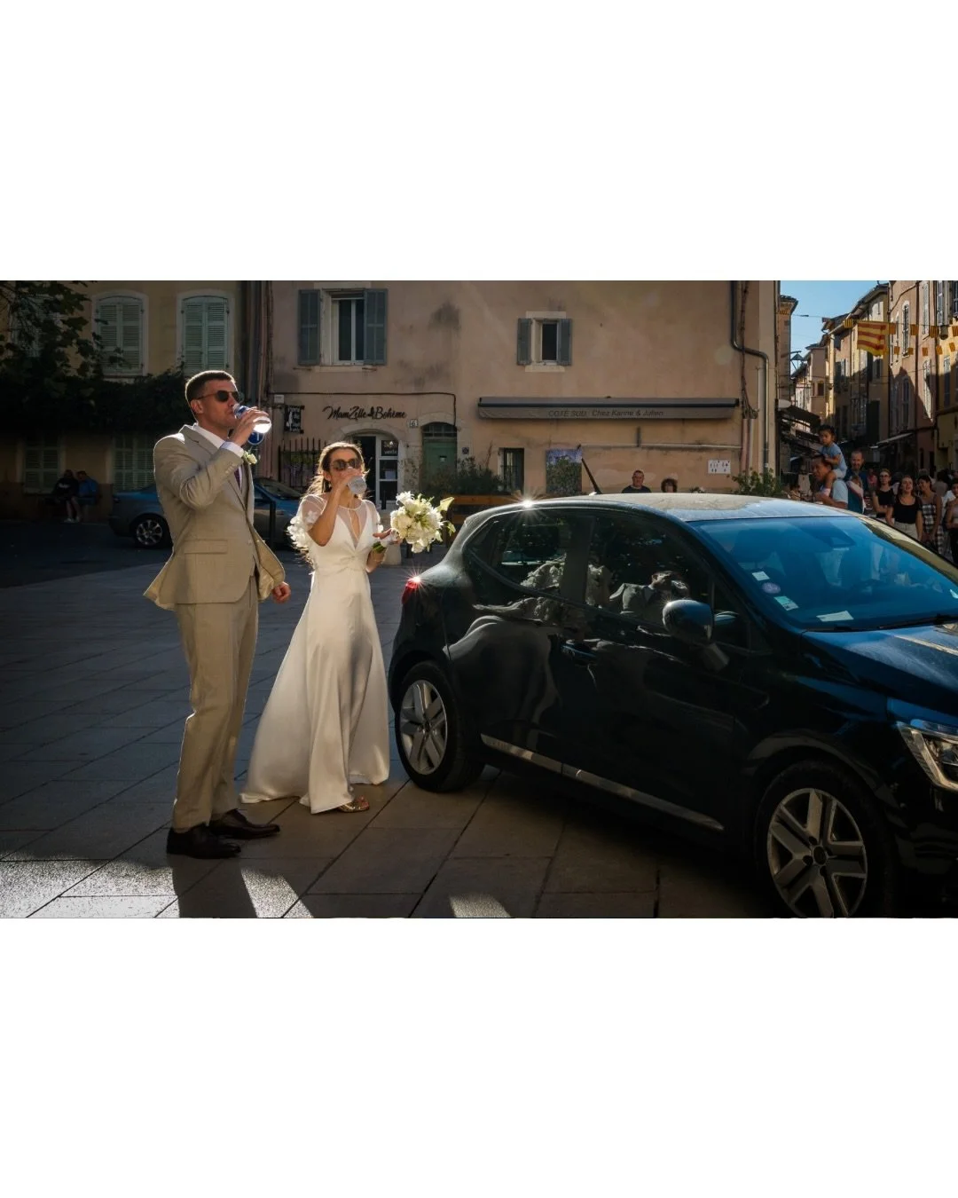 🤗 Notre m&eacute;tier nous emm&egrave;ne dans des endroits somptueux, authentiques, &eacute;tonnants, personnels, gigantesques, intimes, et parfois dans des lieux impr&eacute;gn&eacute;s d&rsquo;une histoire incroyable.

❤️ Marie &amp; Thomas nous o