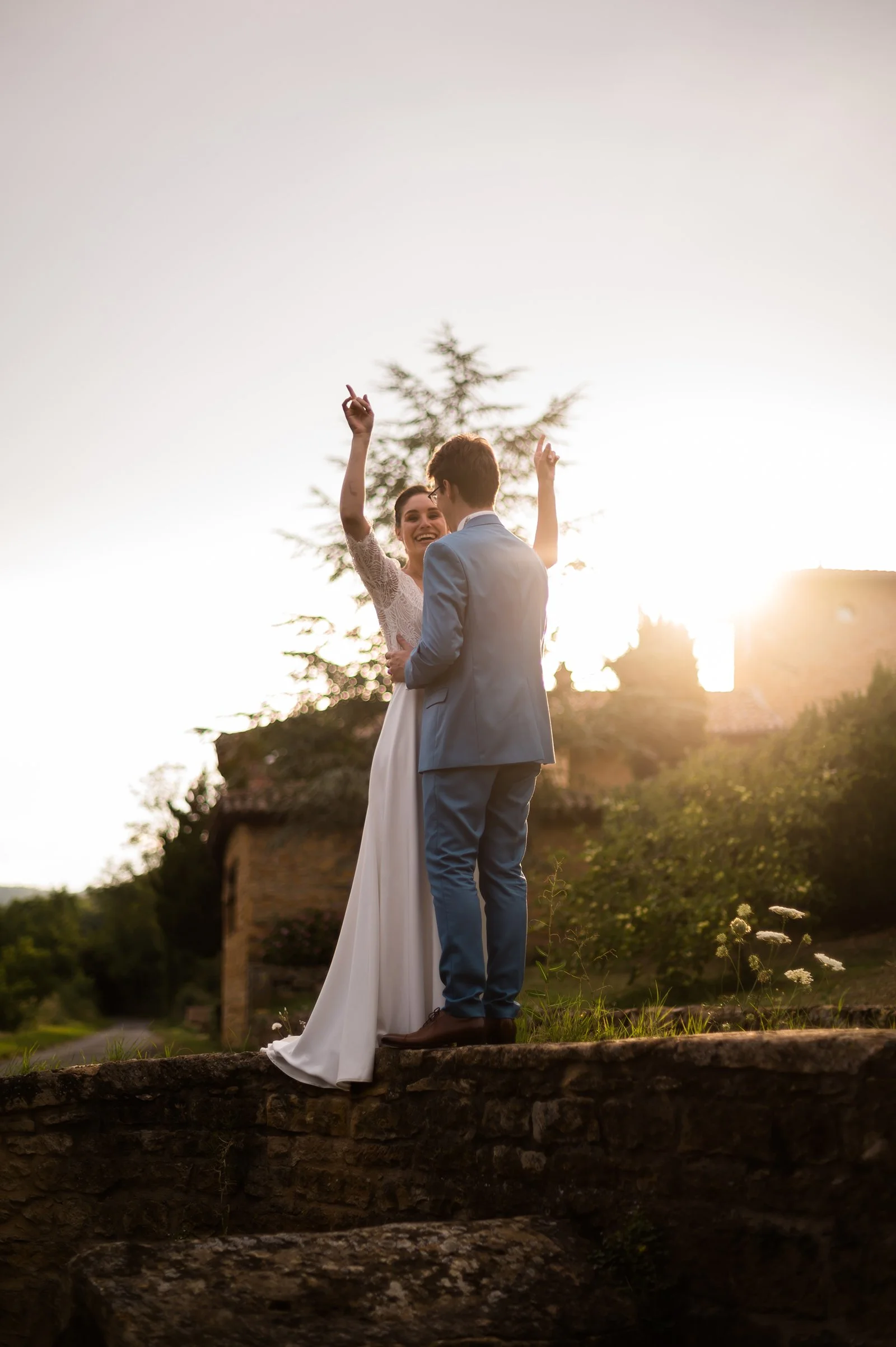 golden-hour-couple-maries-mariage-sunset.jpg