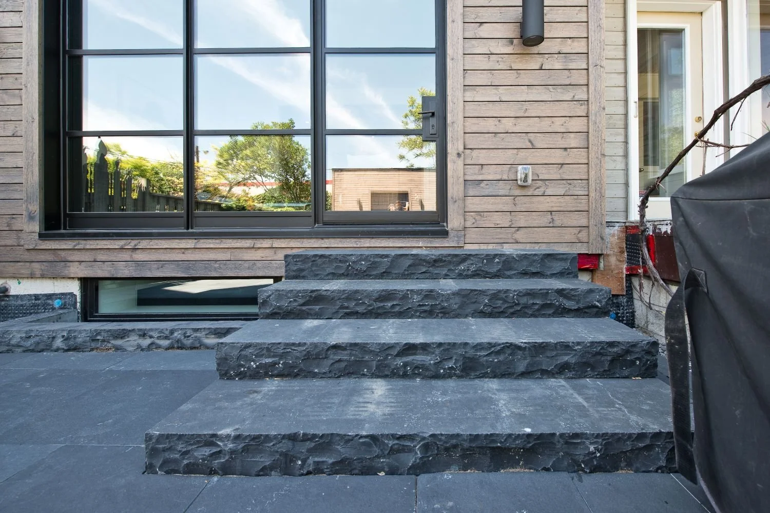 Johnson Playfair Masonry - Landscape & Hardscape Project.
Photo by M. Lyons