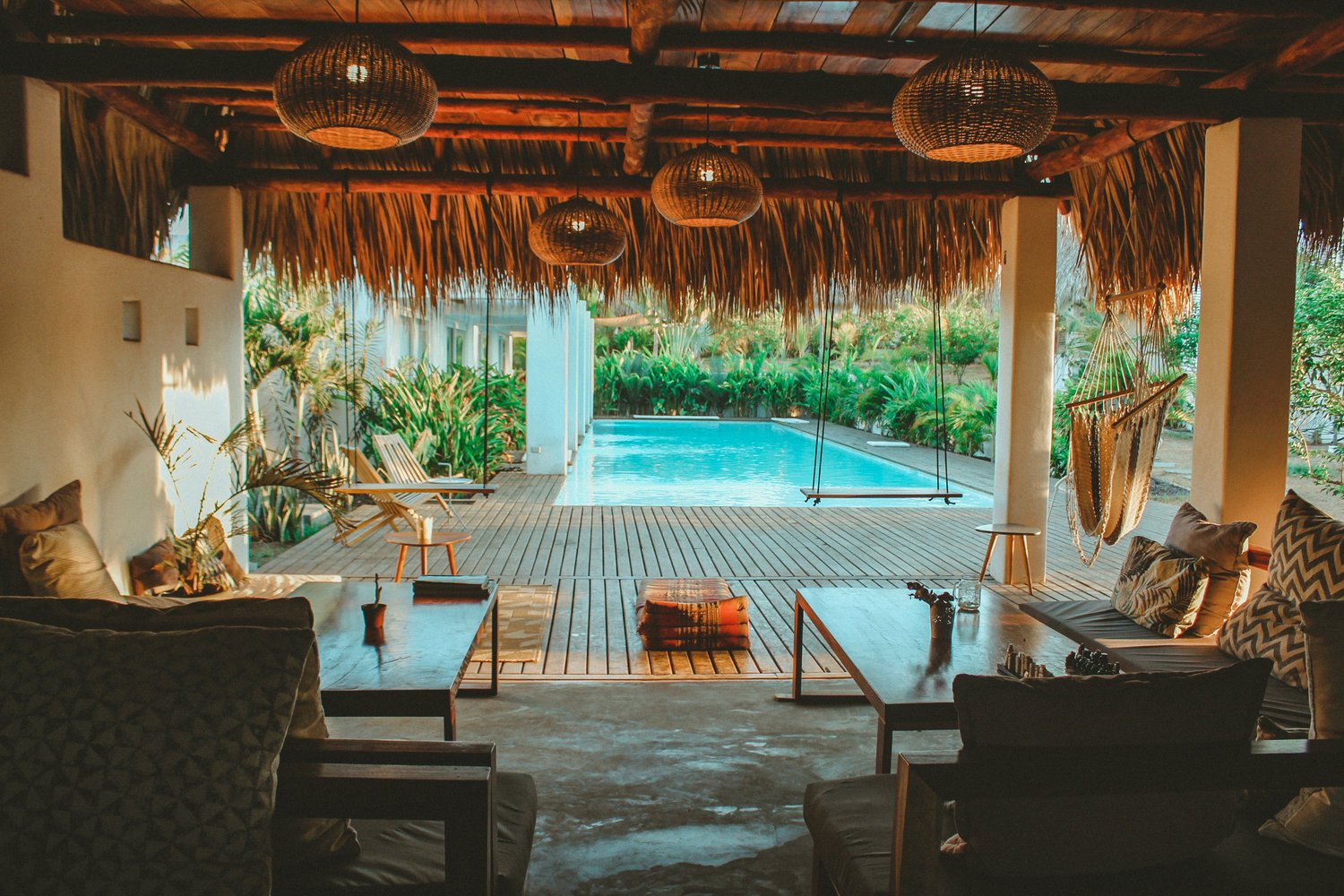 Pool+Lounge.jpeg